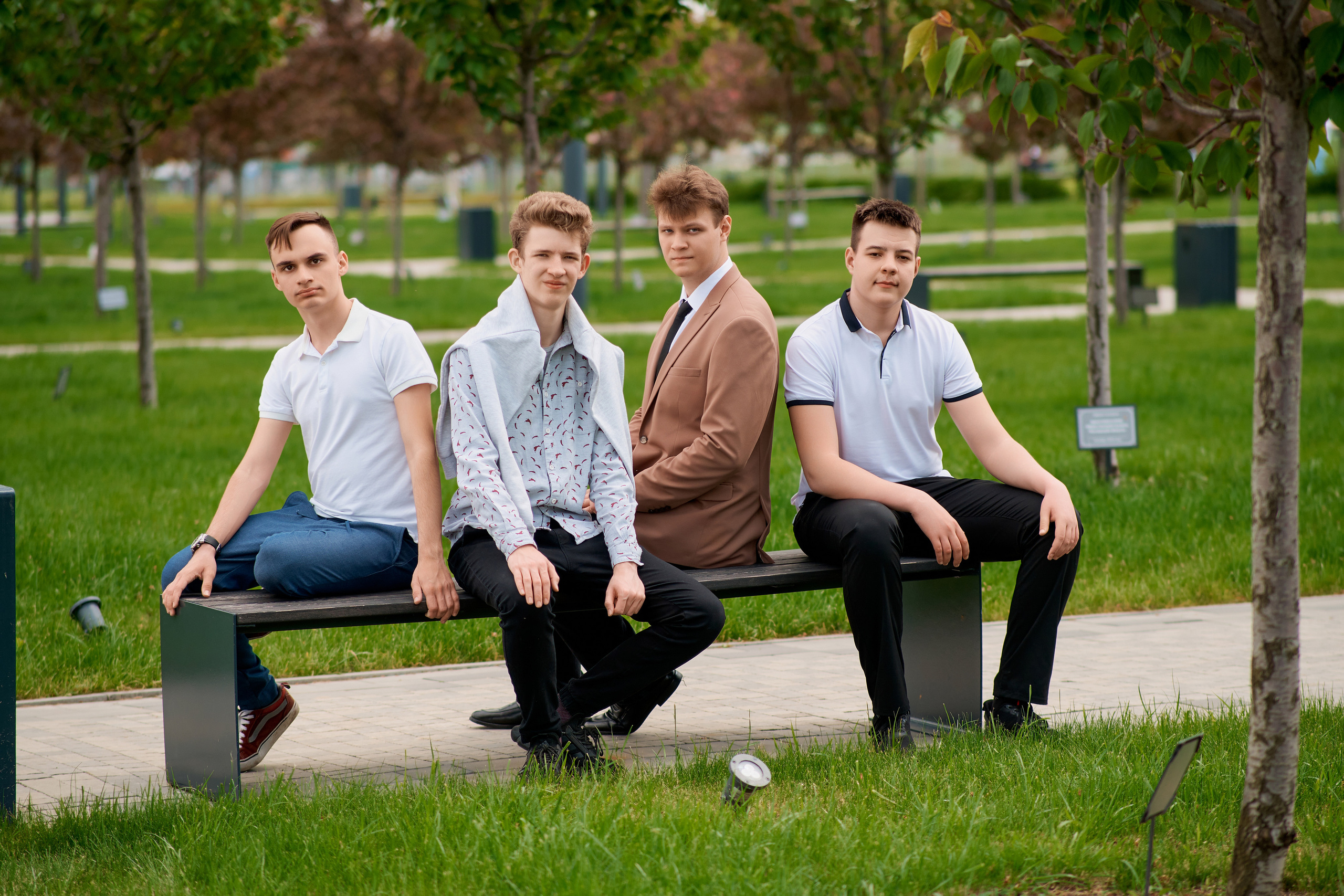 11 класс. Съемка в парке «Самбек». Фотограф Таганрог Анна Трайжон