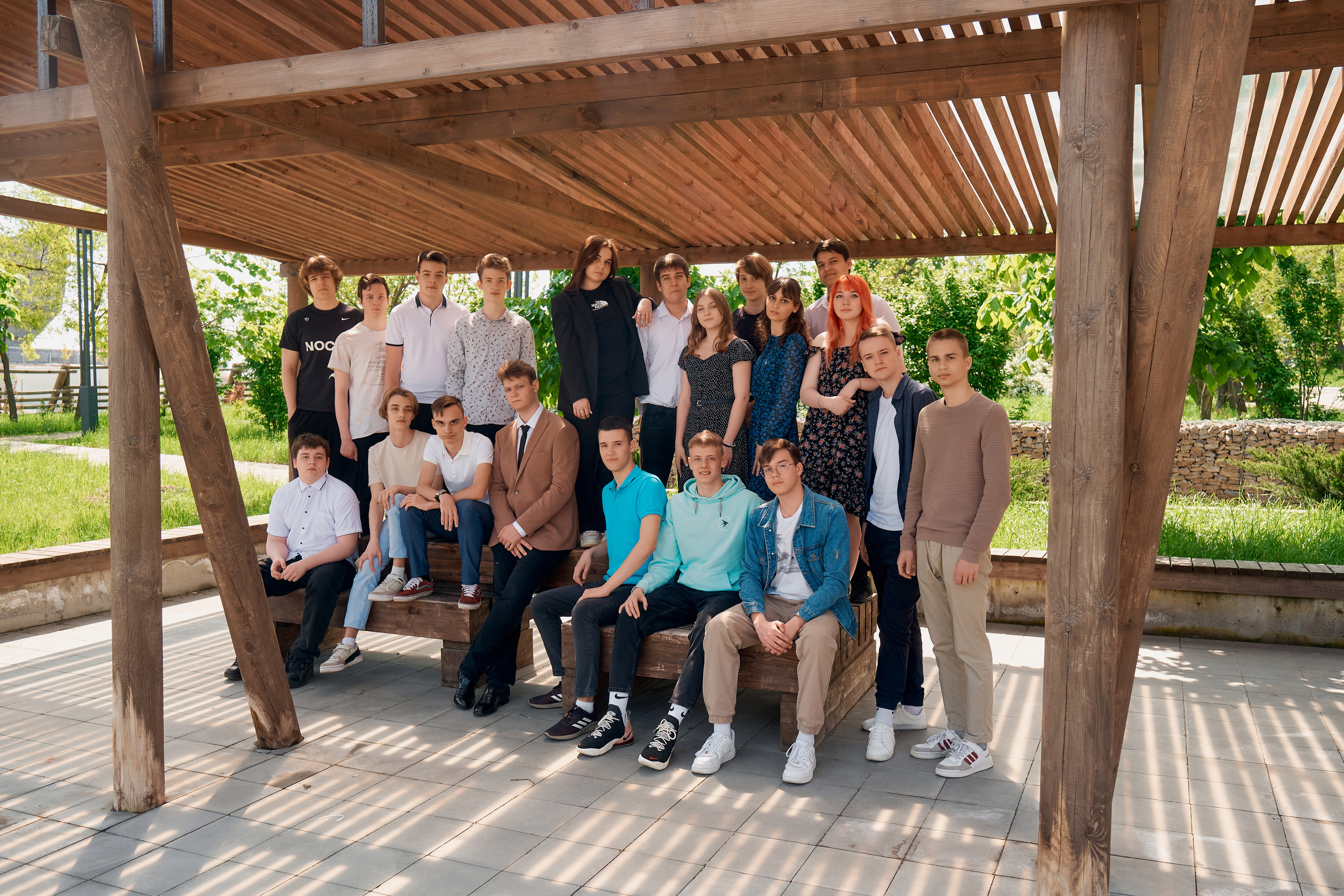 11 класс. Съемка в парке «Самбек». Фотограф Таганрог Анна Трайжон