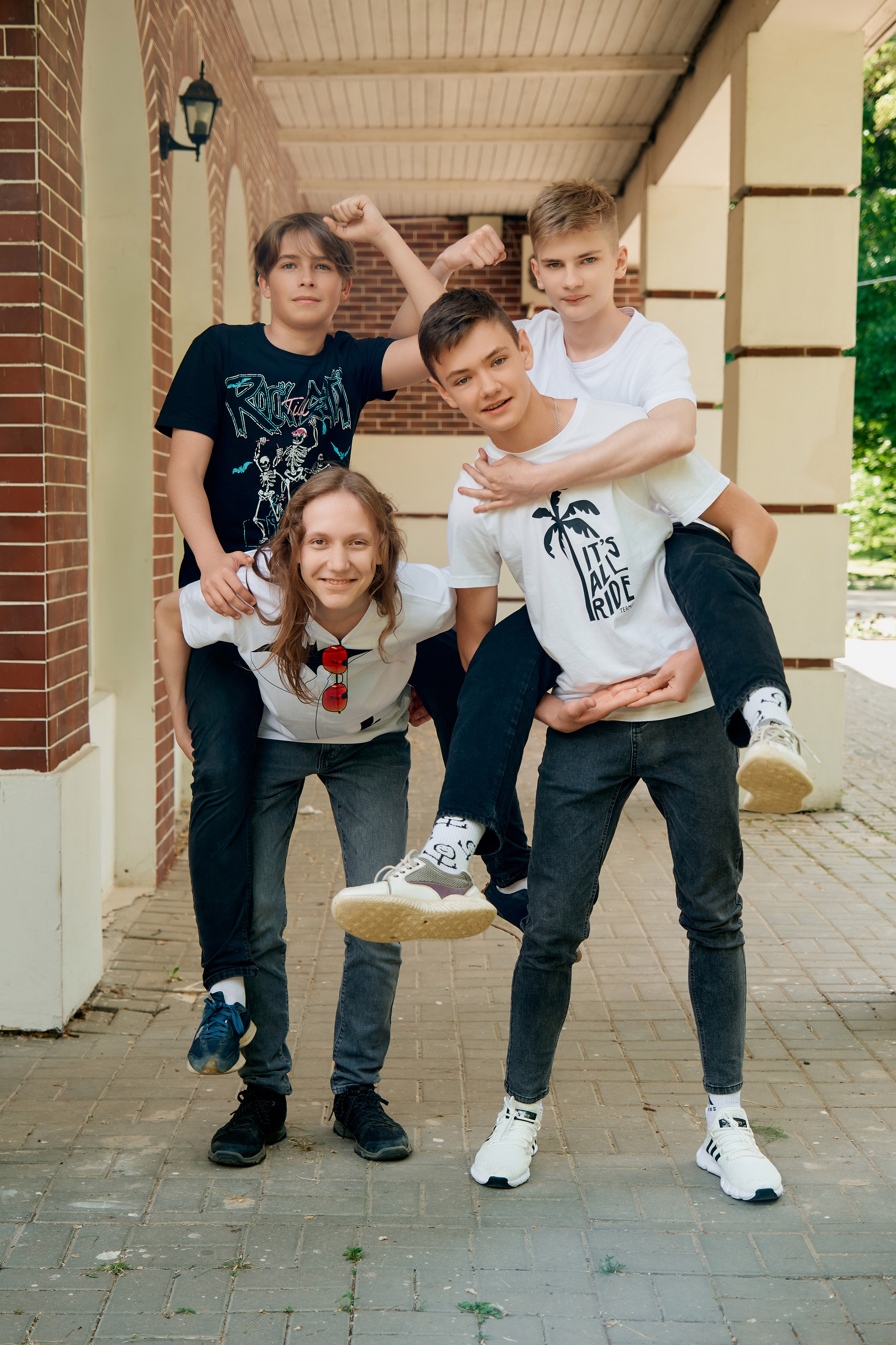 9 класс. Парк им. Горького. Весенняя съемка. Фотограф Таганрог Анна Трайжон