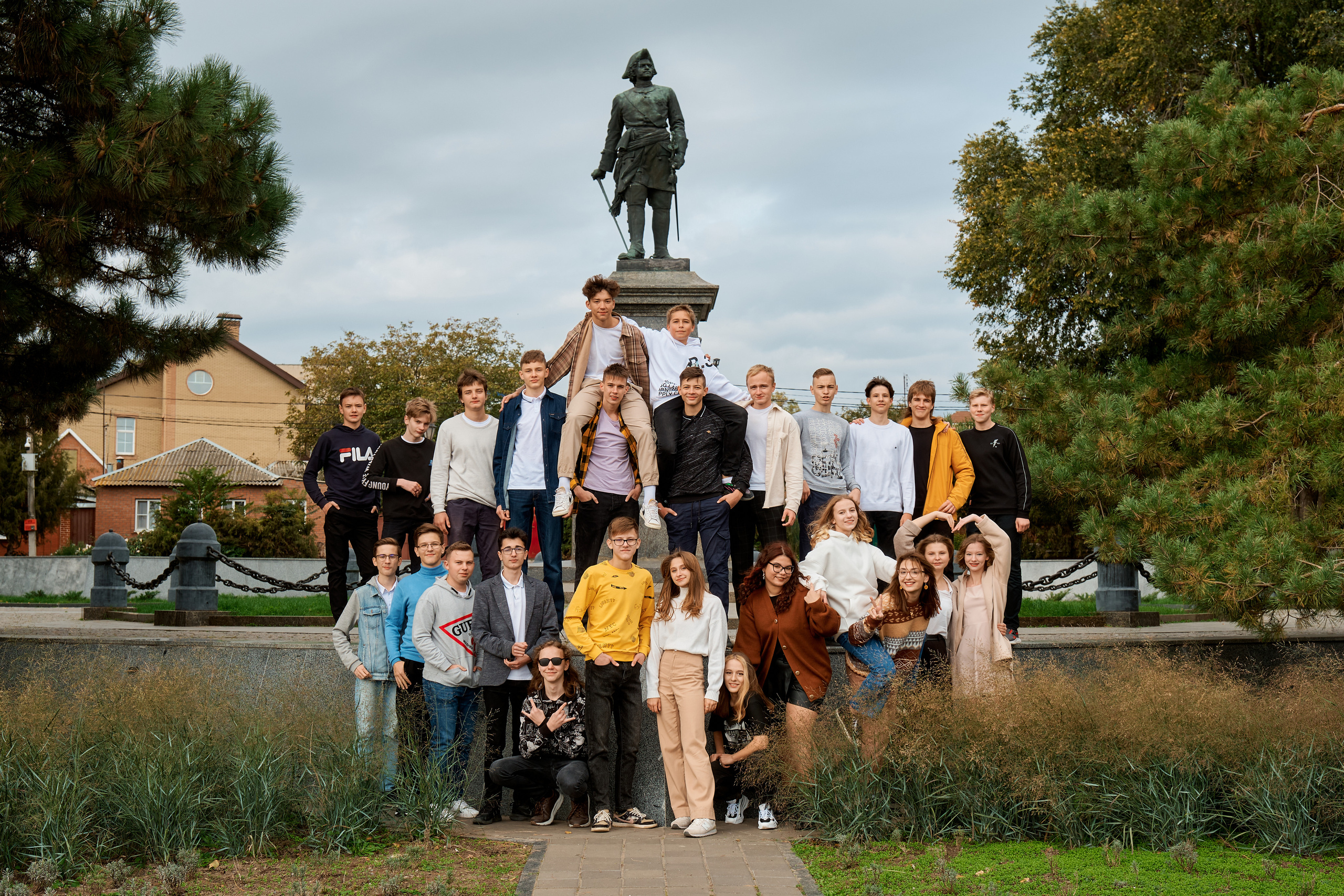 Осенняя фотосессия 9 класс. Фотограф Таганрог Анна Трайжон