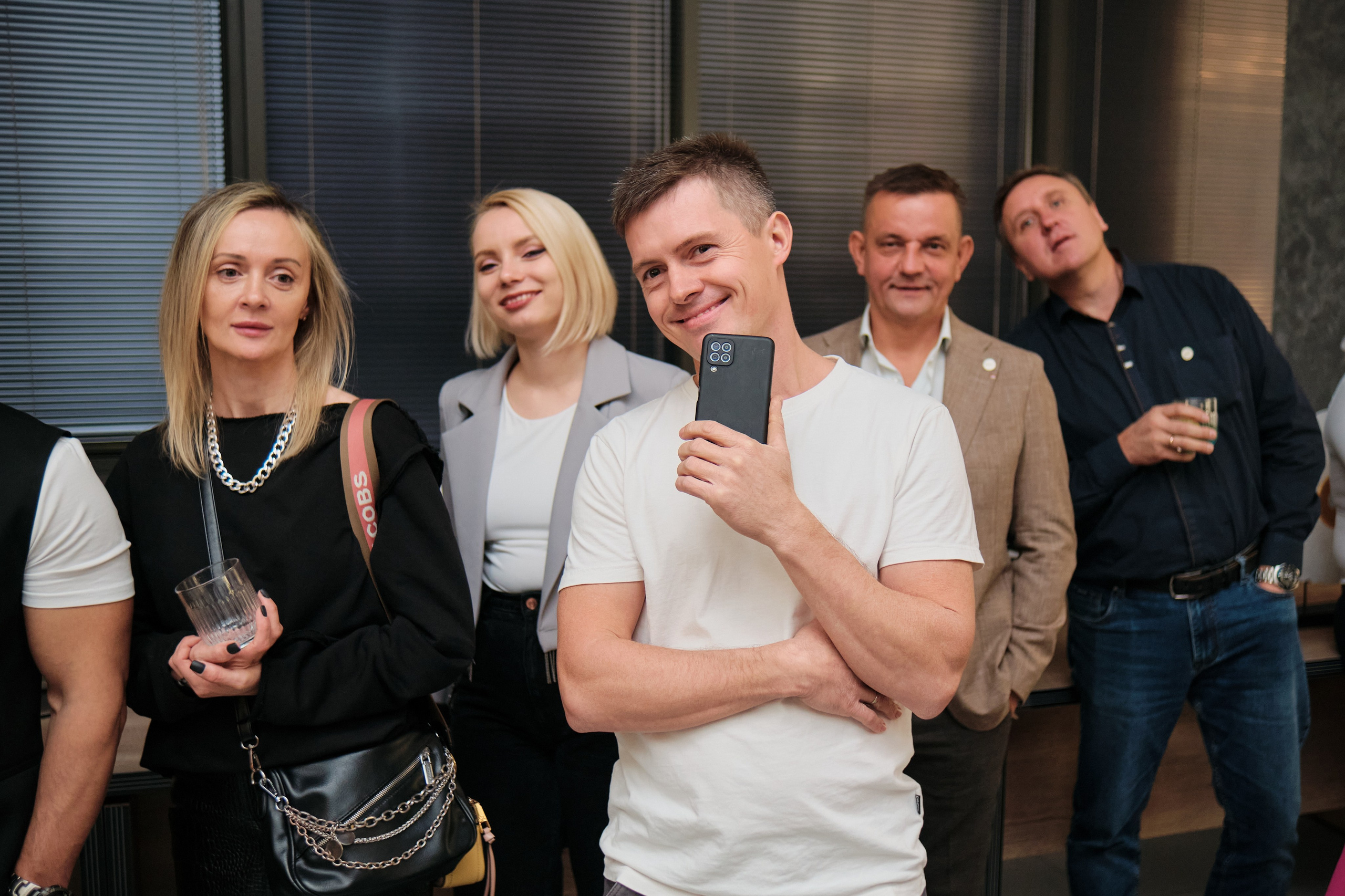 Открытие салона 100 градусов. Антон Ив