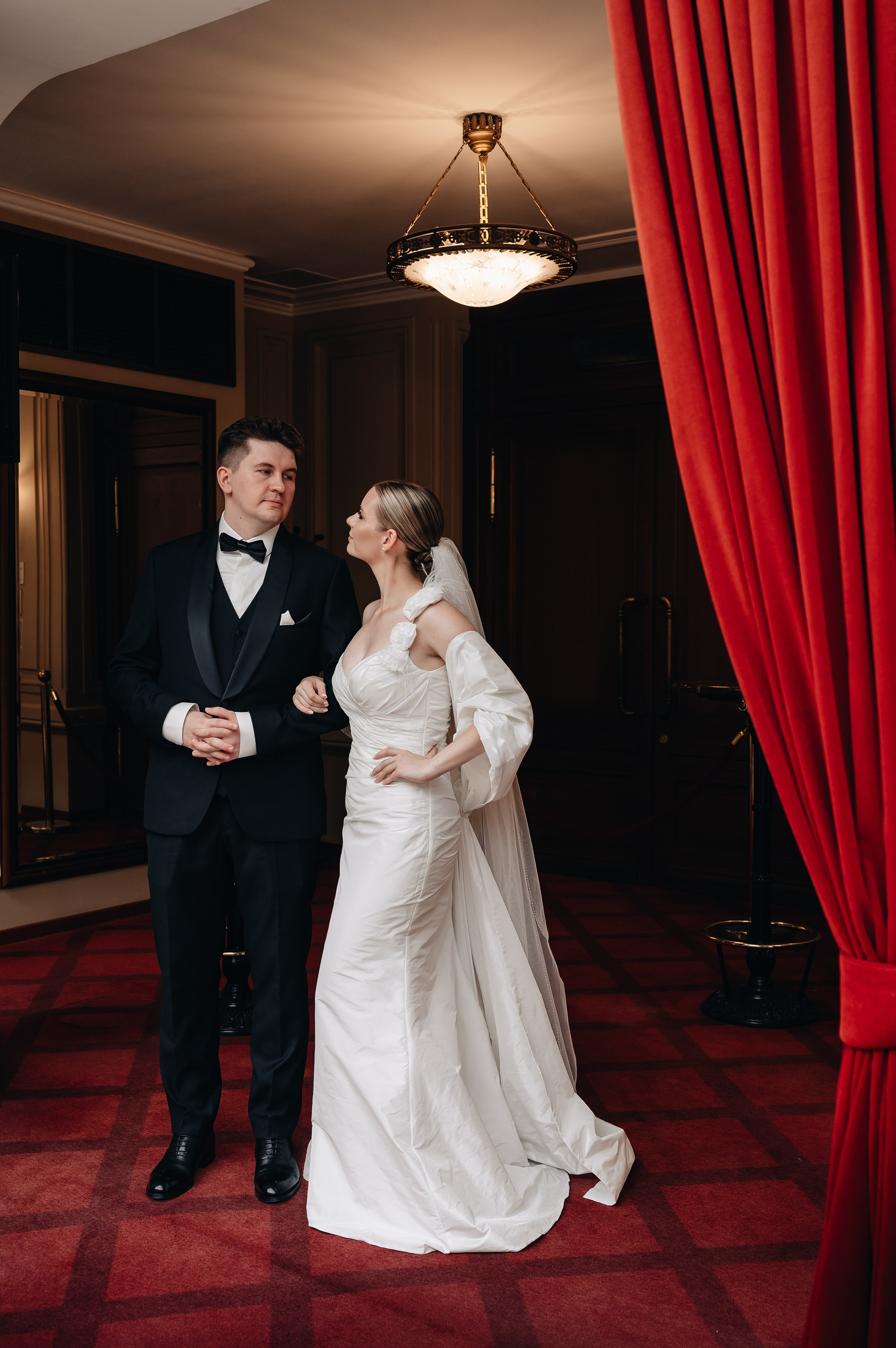 П&А | Гостиница «Украина», ГУМ и Таганский ЗАГС. Портретный фотограф Москва Светлана Кашура