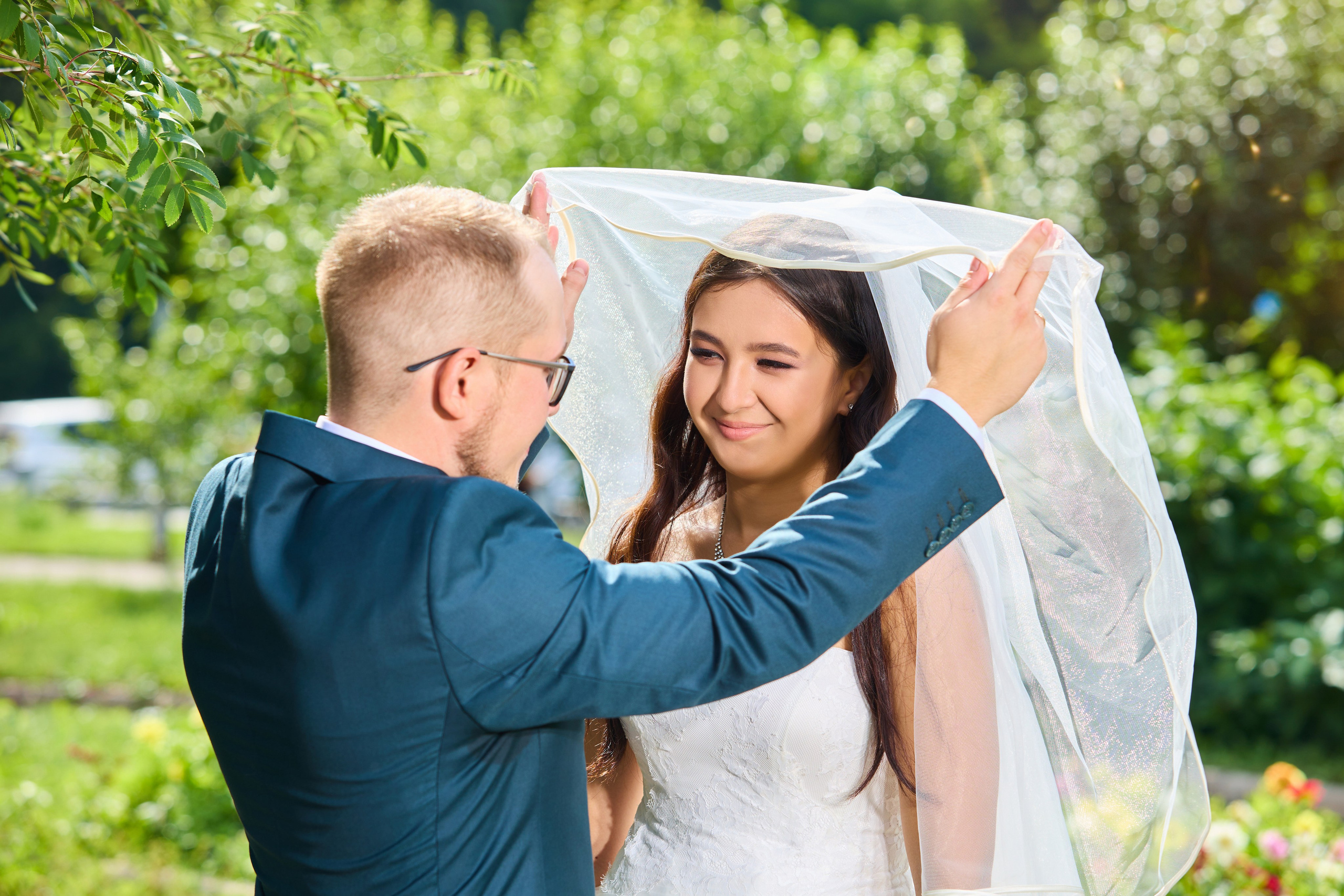 Свадебная съемка, площадь возле ЗАГС. Железногорск