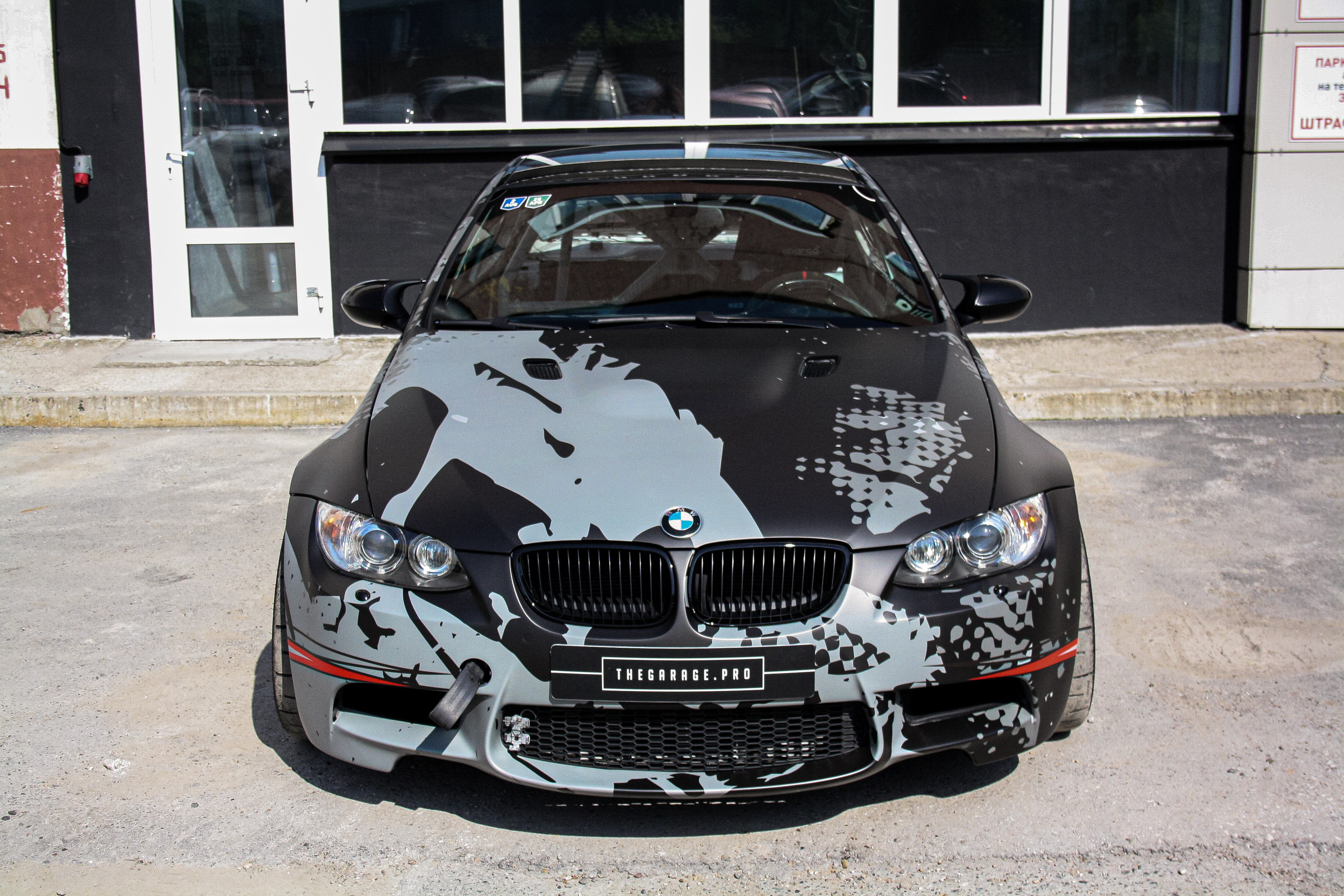 Винилография на BMW M3 E92. Студия дизайна и оклейки авто Barmaley Design