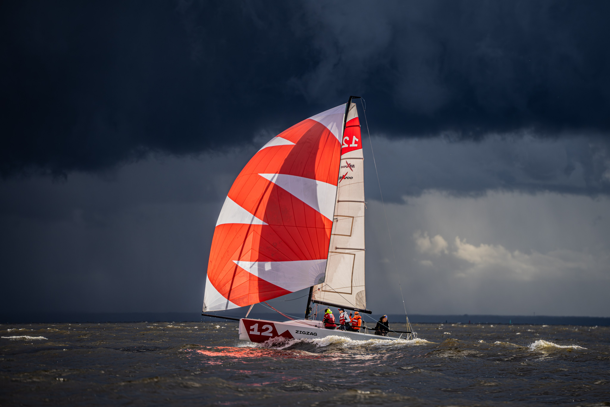 Спортивный и не только фотограф в Санкт-Петербурге- Артём Золотарёв