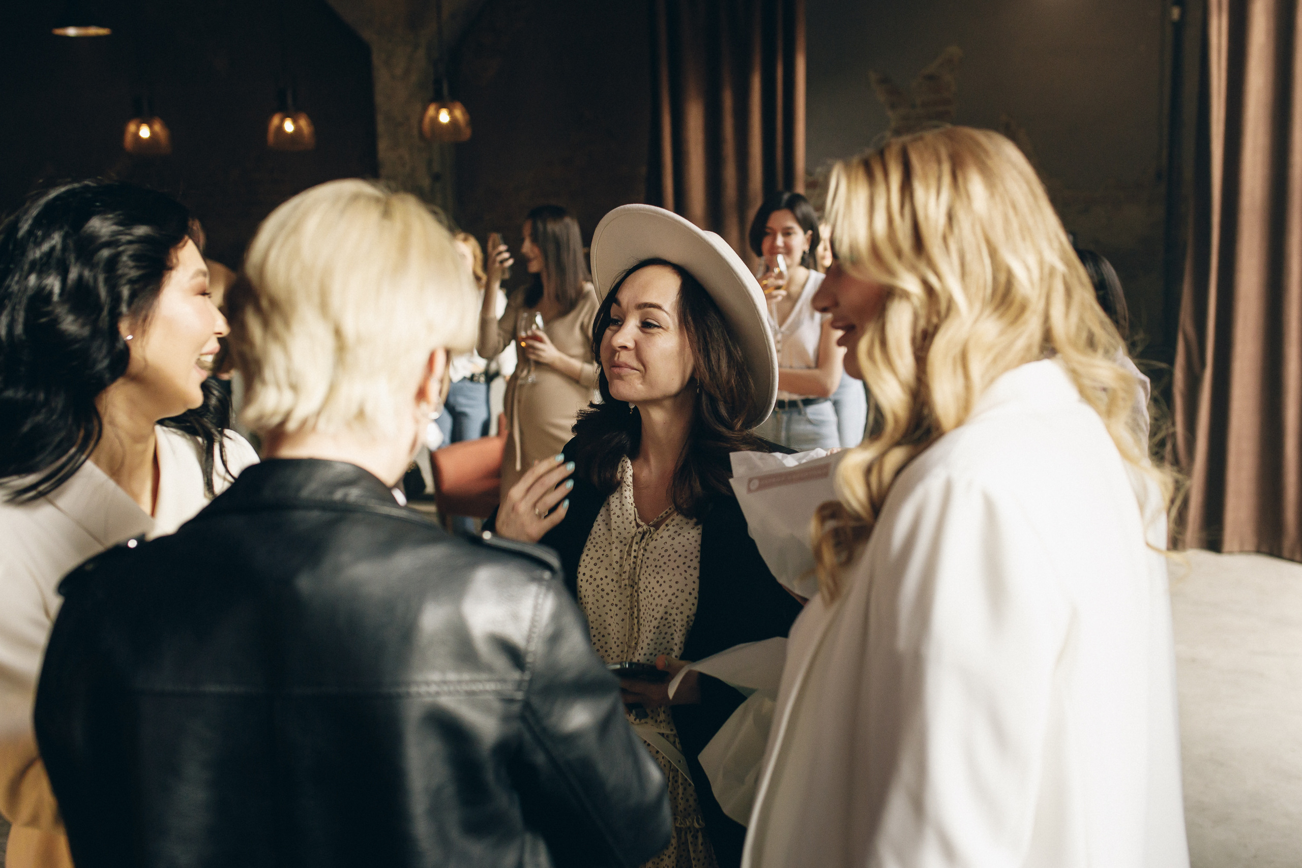 ПЕРВЫЙ БУРЯТСКИЙ МЕРС. Фотограф Иркутск Антипин Сергей