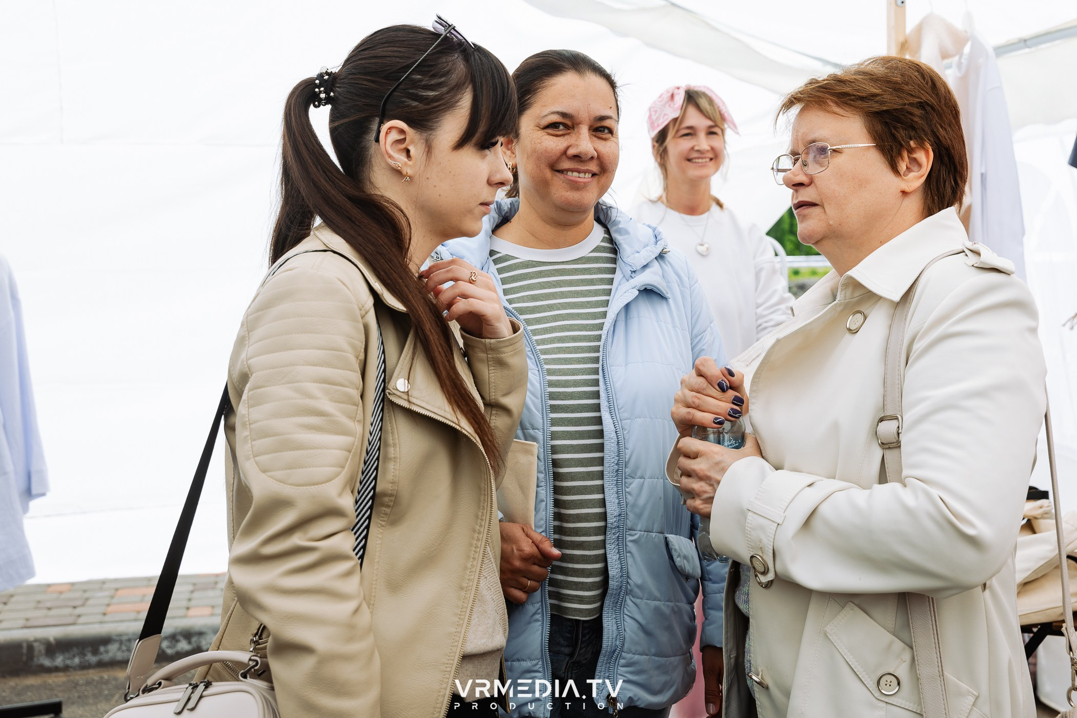 Традиционный летний базар и гараж-сейл