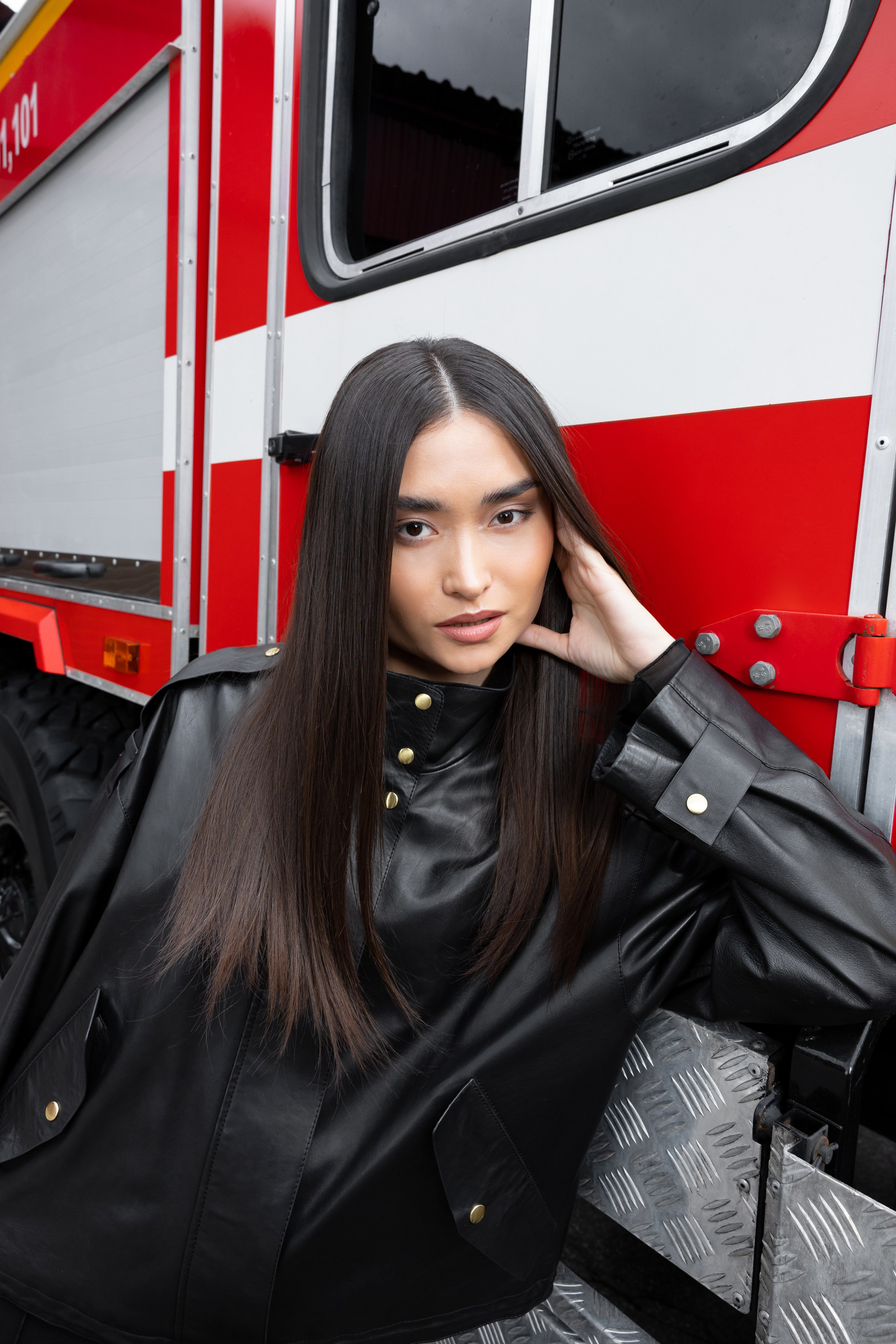ПОЖАРНАЯ МАШИНА. Елизавета Федотова | фэшн-фотограф