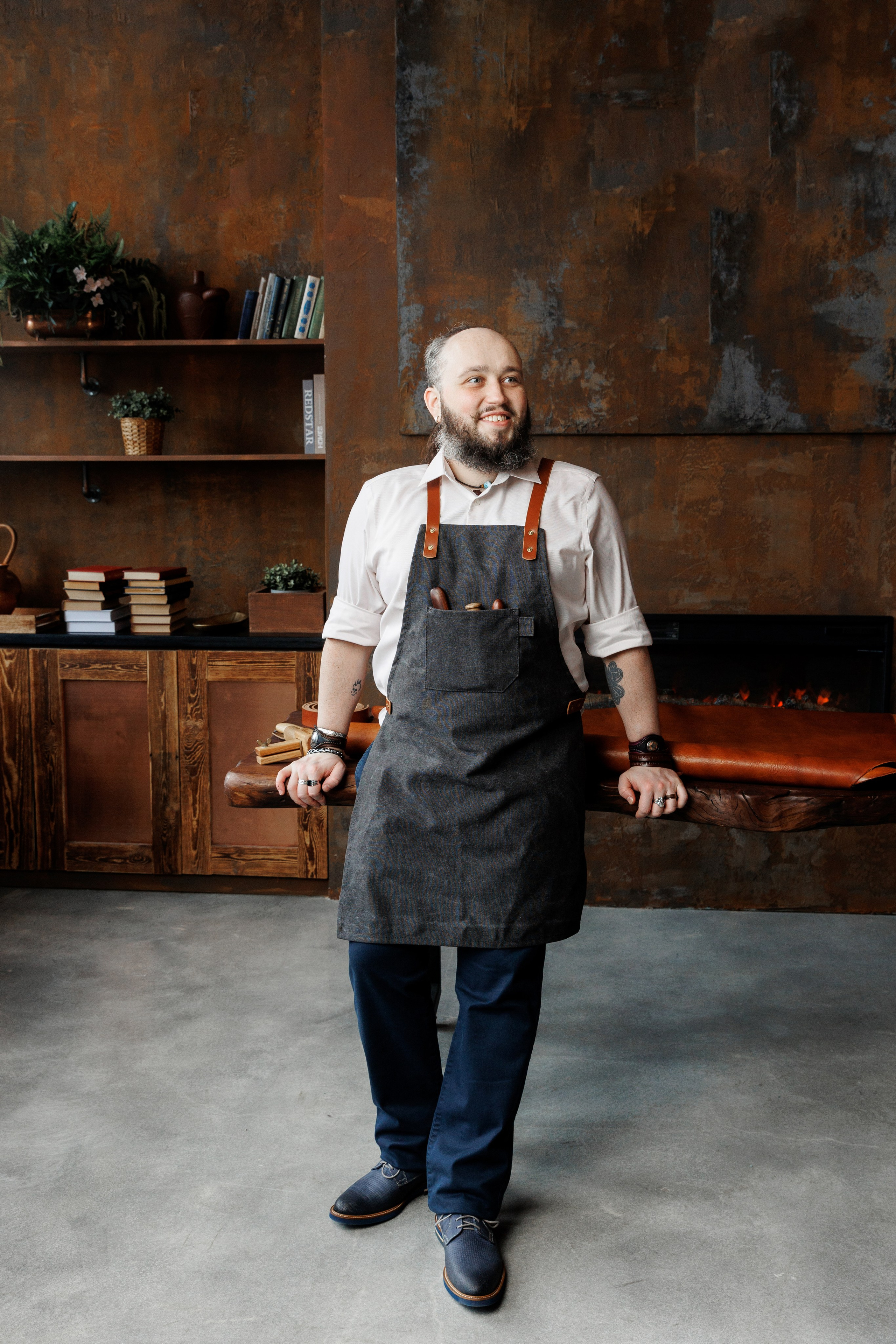 Андрей мастер по работе с кожей. Фотограф Щелково/ Москва Татьяна Жучкова