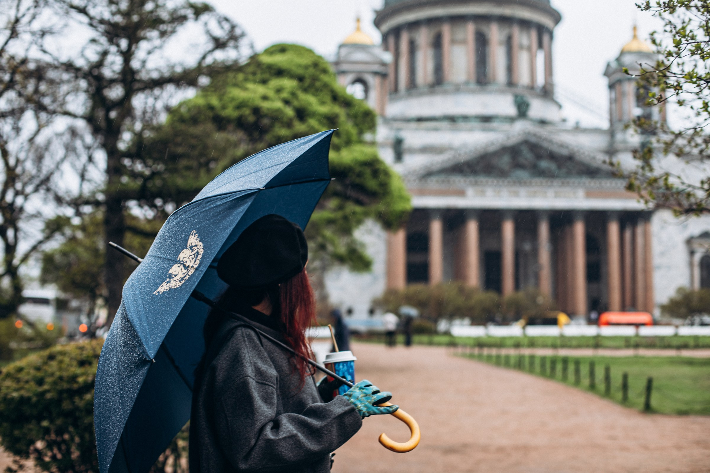 Людмила в мае. Фотопрогулка в Петербурге. Индивидуальный и семейный фотограф в Санкт-Петербурге