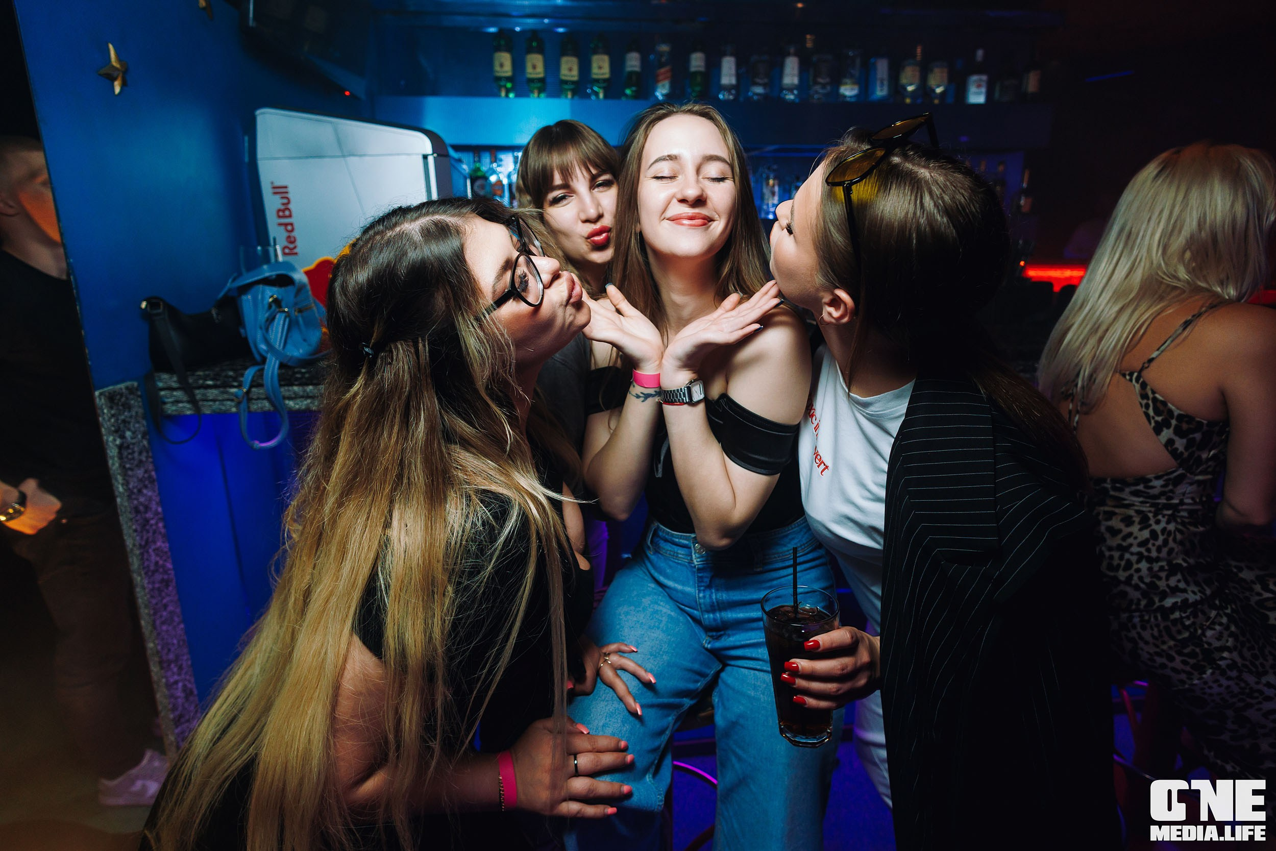 Фоторепортаж из караоке-клуба Эйфория. One Media Life: фоторепортажи, фотоотчеты с мероприятий и заведений