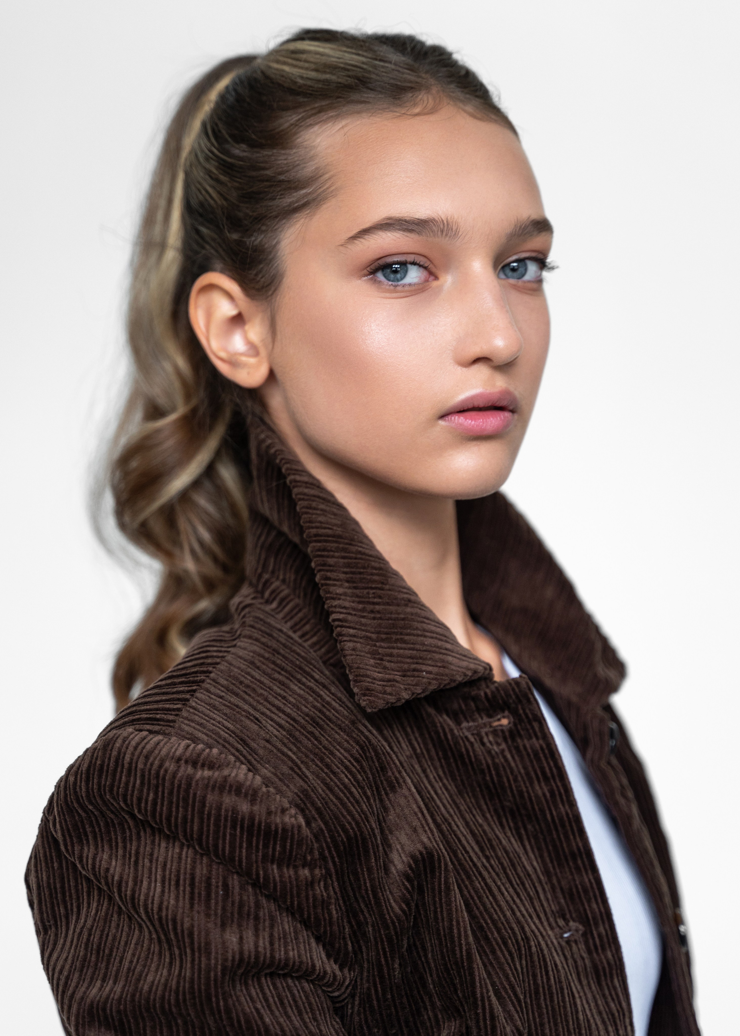 Sofi. Фотограф Москва Виктория Вишневская актерское / модельное портфолио