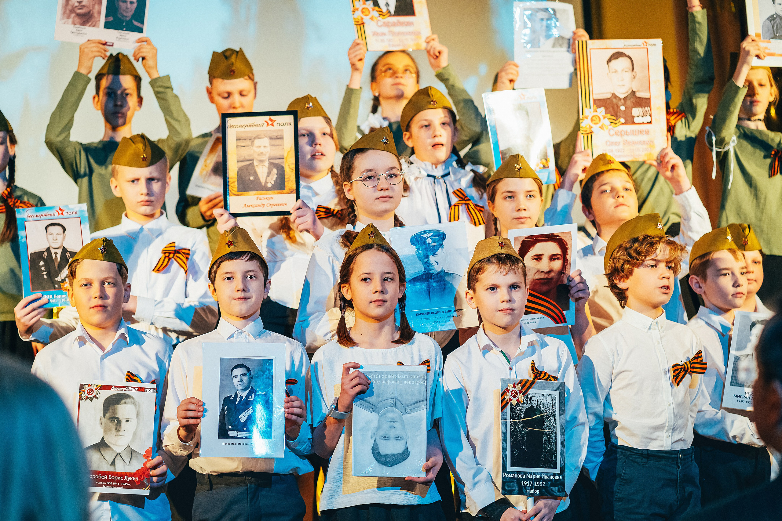 9 мая. Школьные альбомы и альбомы для детского сада. Юлия Осипова. Москва