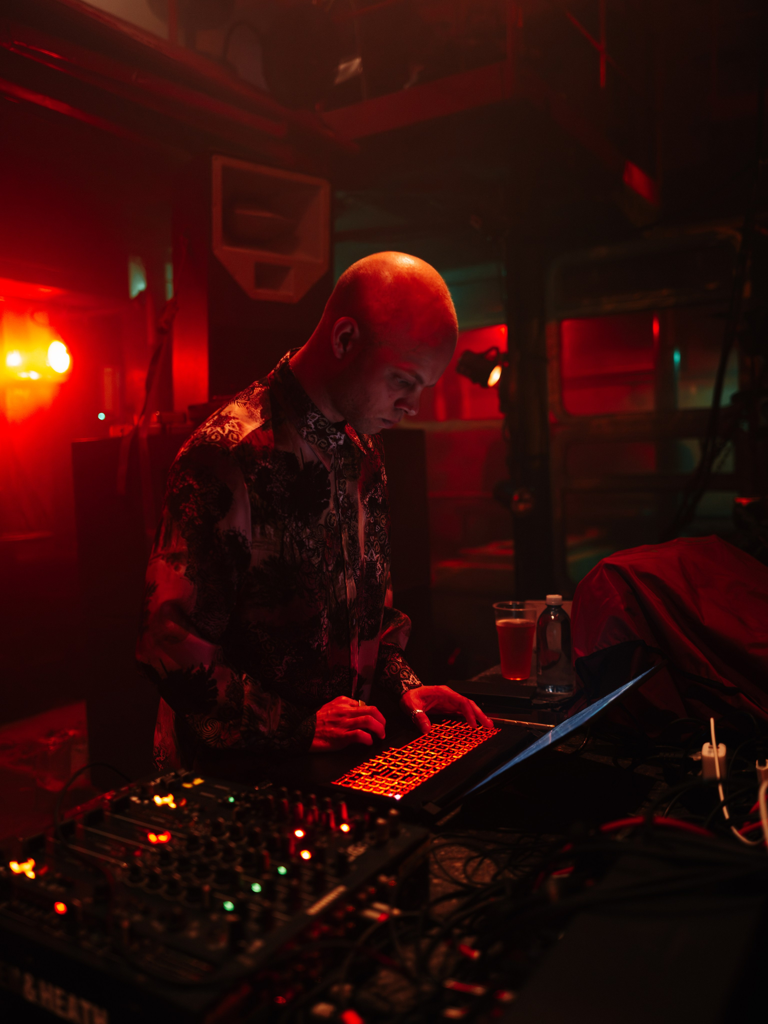 SHIFT, SUBSPACE. @tomrus: Рустам Шагиморданов — фотограф