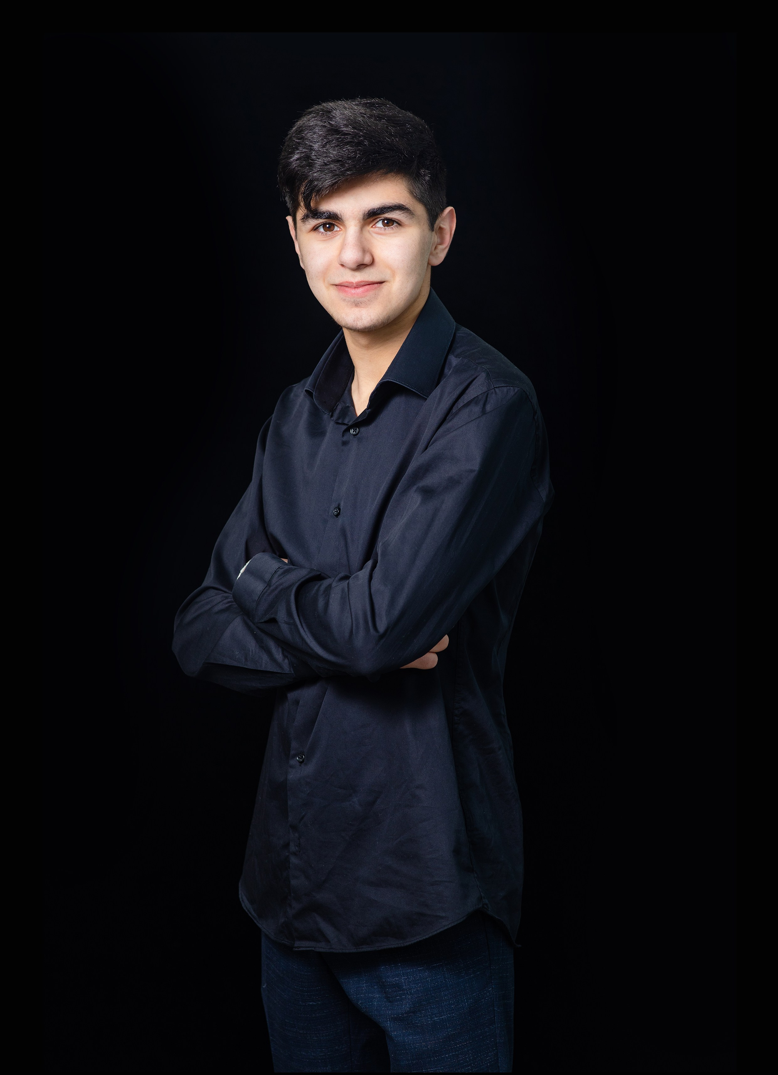 9-11 классы «Черный квадрат» Много страничный с типографскими страницами 5500. Art photographer Nino