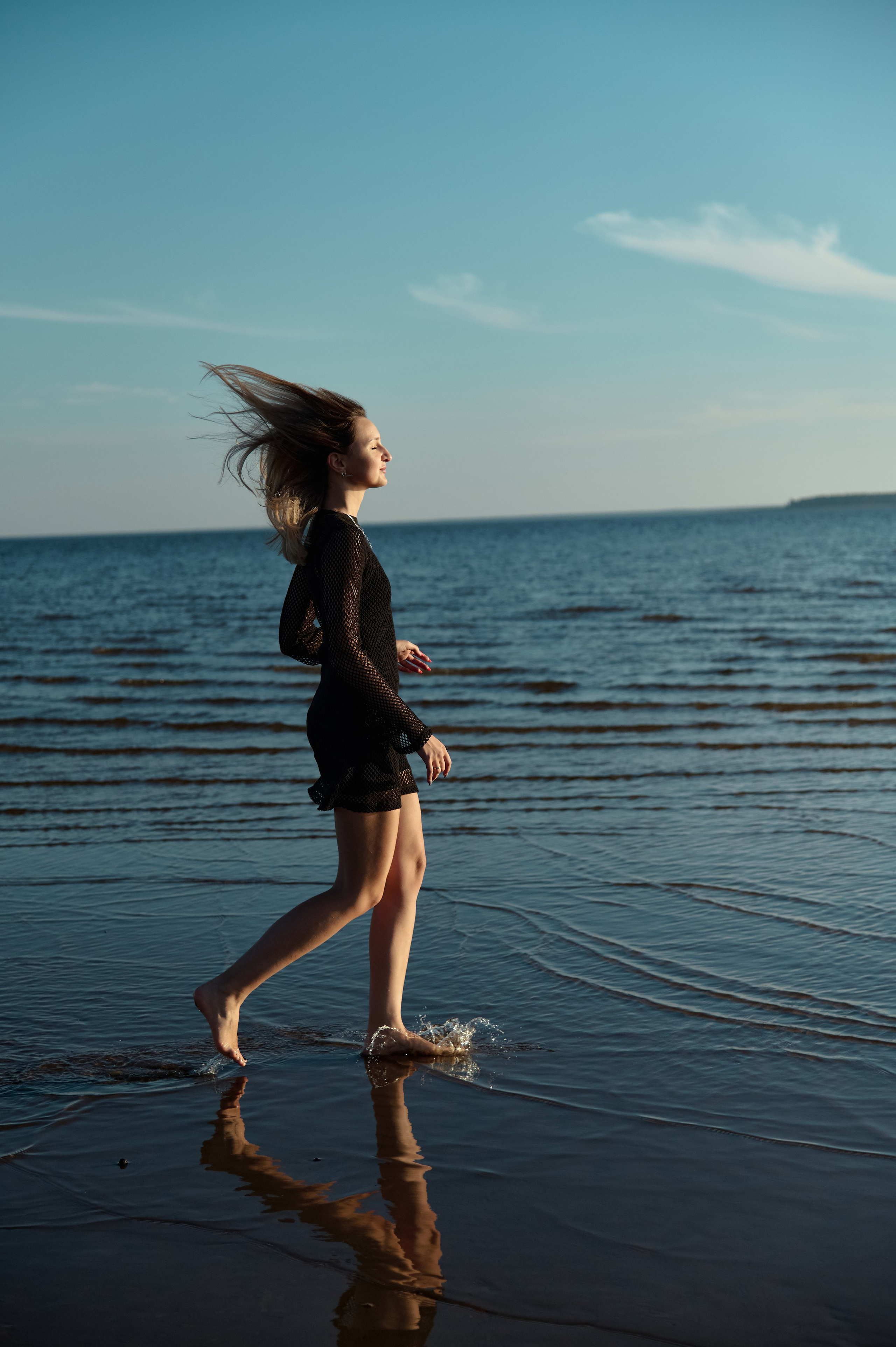 Арина. Рыбинское водохранилище. Женский фотограф в Череповце Даша Акулич
