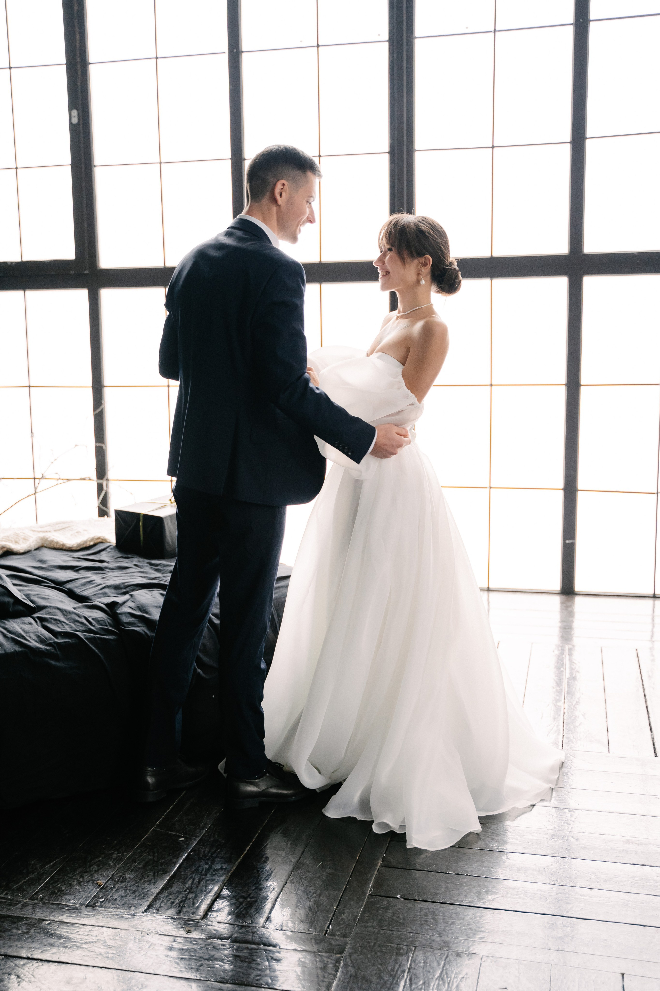 Свадебная фотосессия молодоженов в студии. Свадебный и семейный фотограф из Воронежа|Москвы Бубнова Екатерина