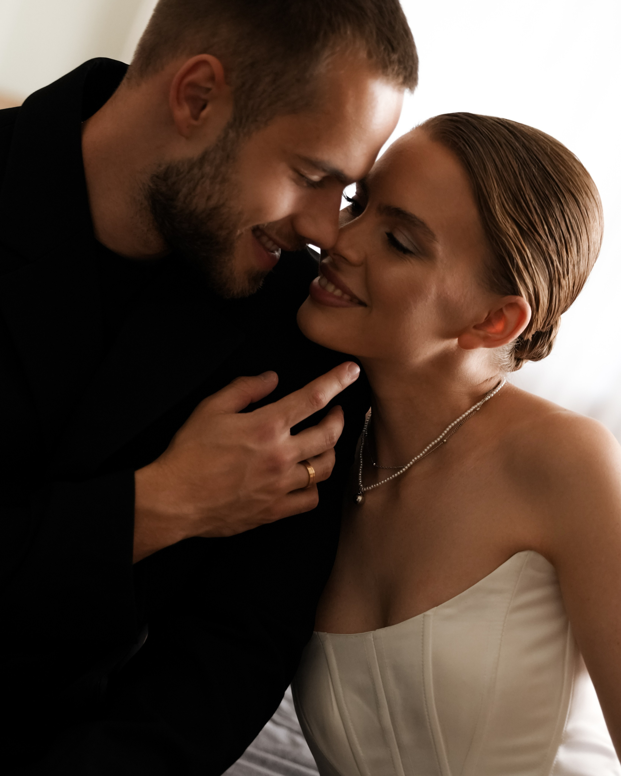 Свадебная фотосессия в Особняке Юргенсон