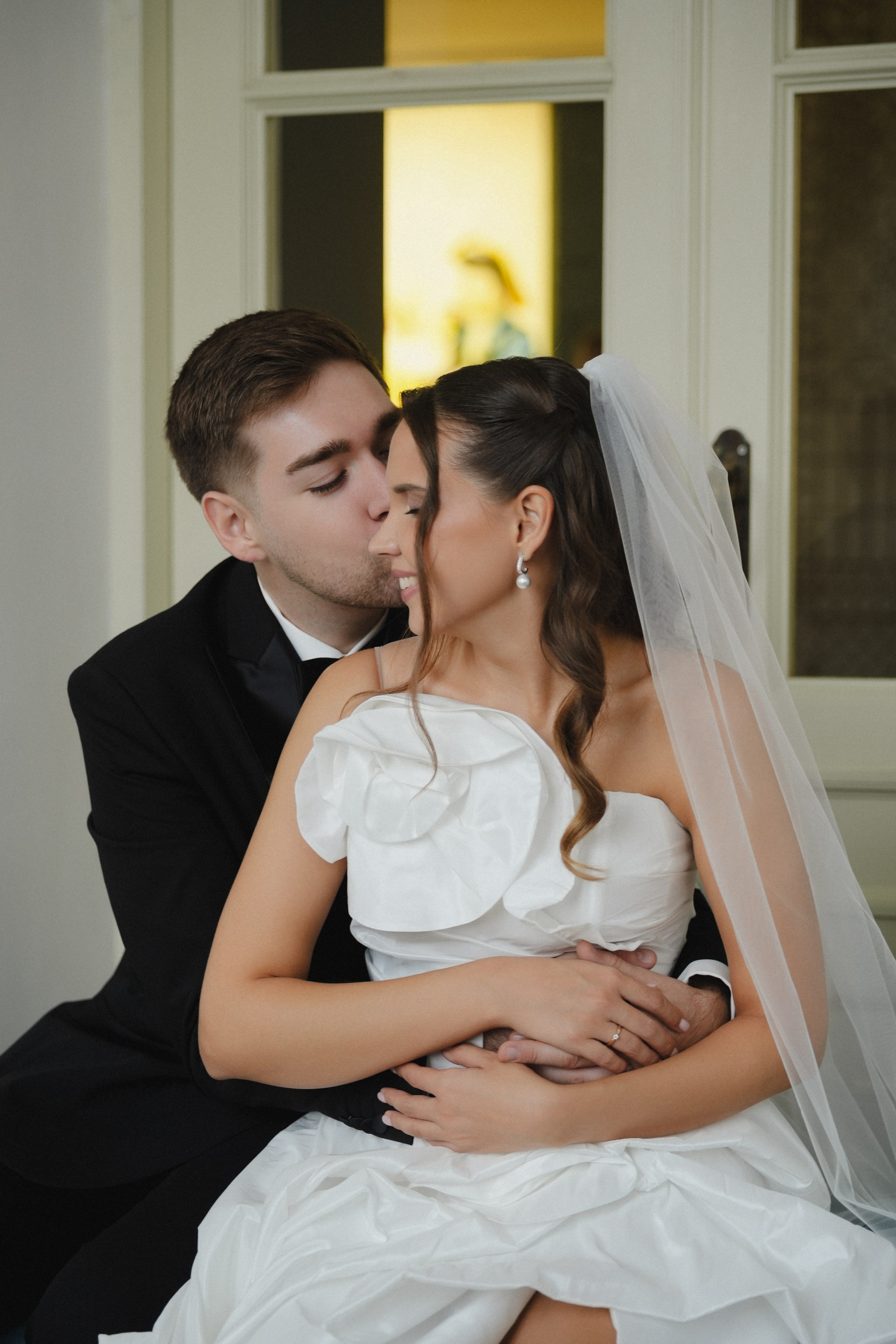 Совместные сборы жениха и невесты в отеле «Marriot Imperial Plaza» и свадебная Фотосессия на территории «Царицыно»