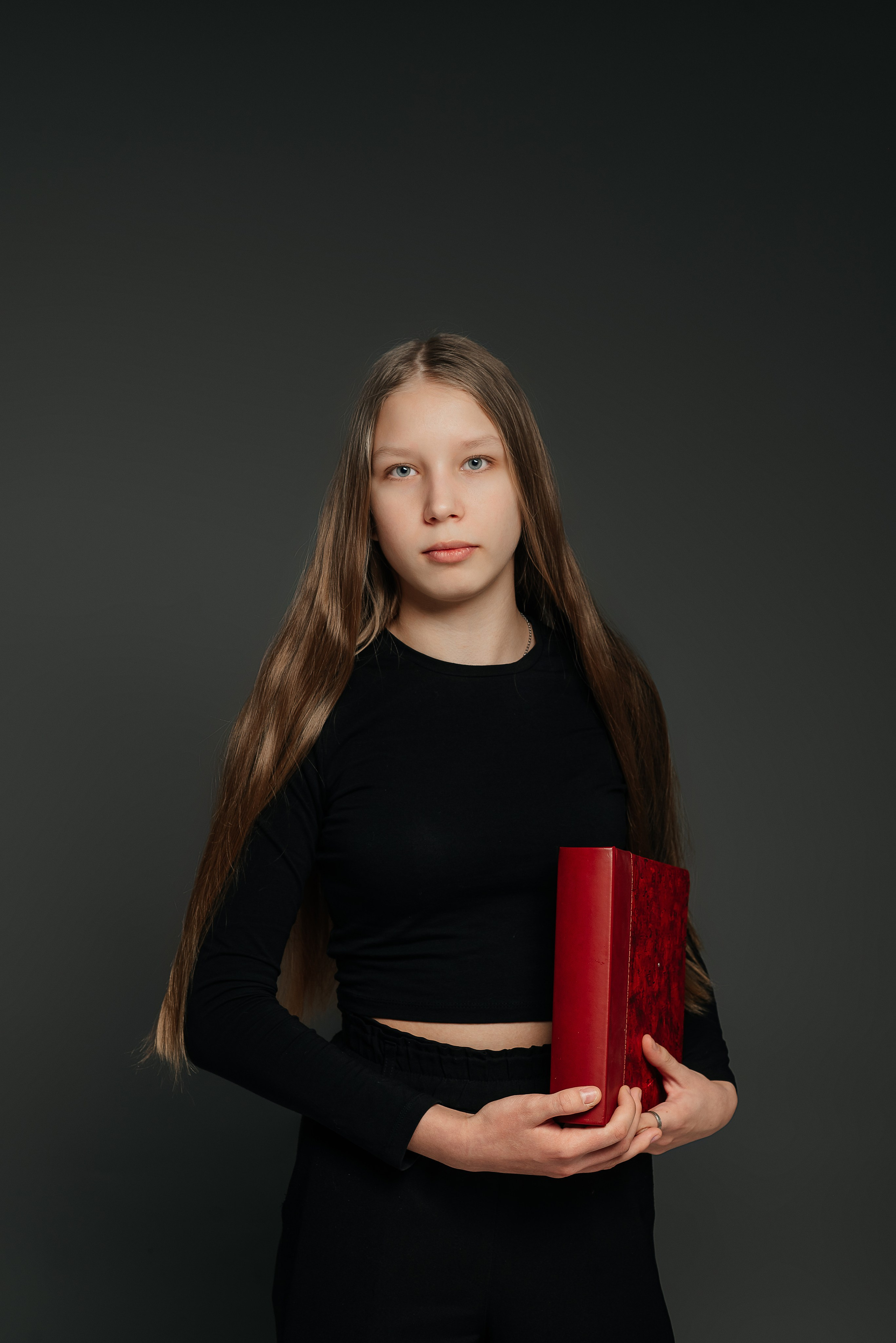 Портретная съемка в студии. Свадебный, семейный и школьный фотограф в Бийске Ксения Мамаева