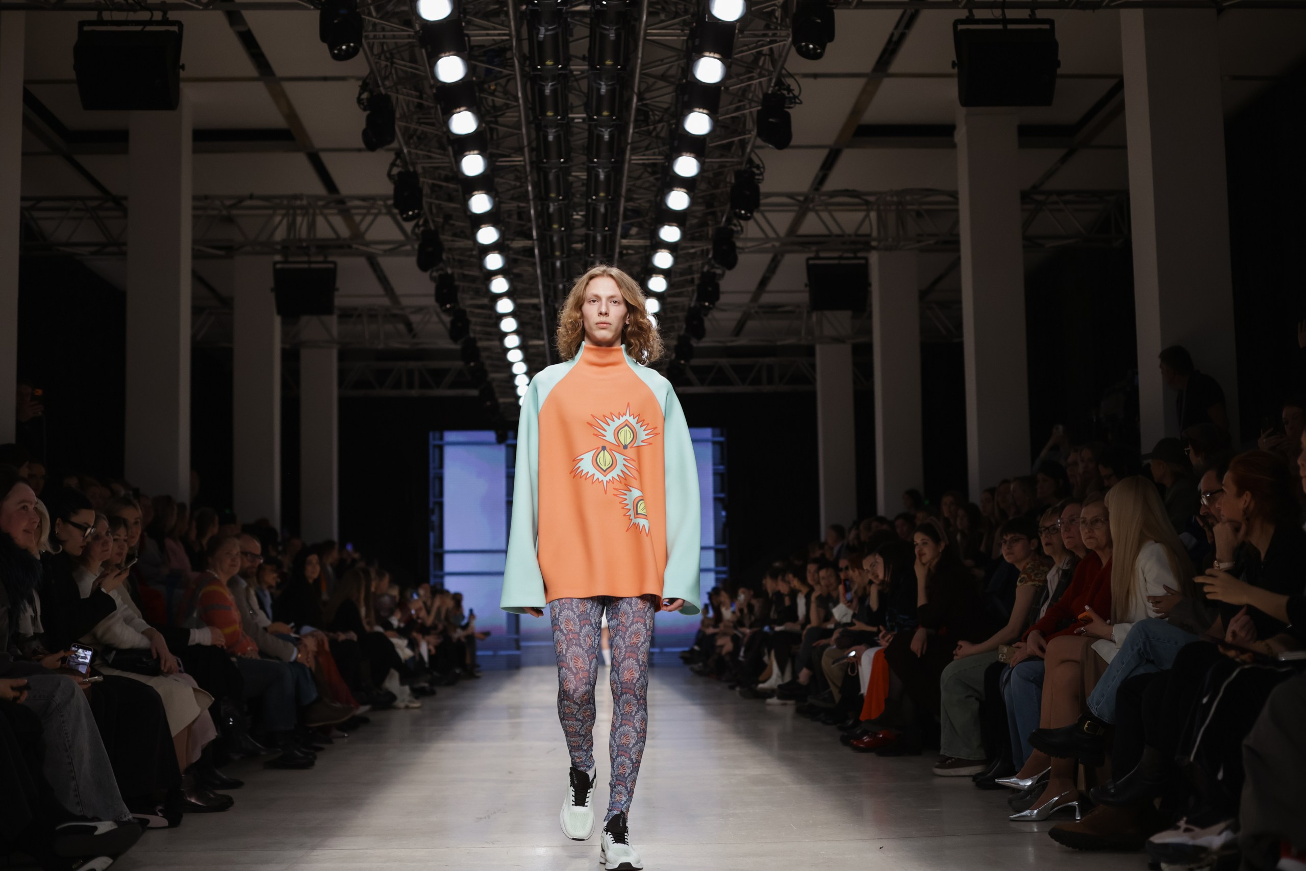 Показ IVAN KUTUZOV — Moscow Fashion Week 18/03. Jane Kudryavtseva — Репортажный и портретный топ фотограф Москва