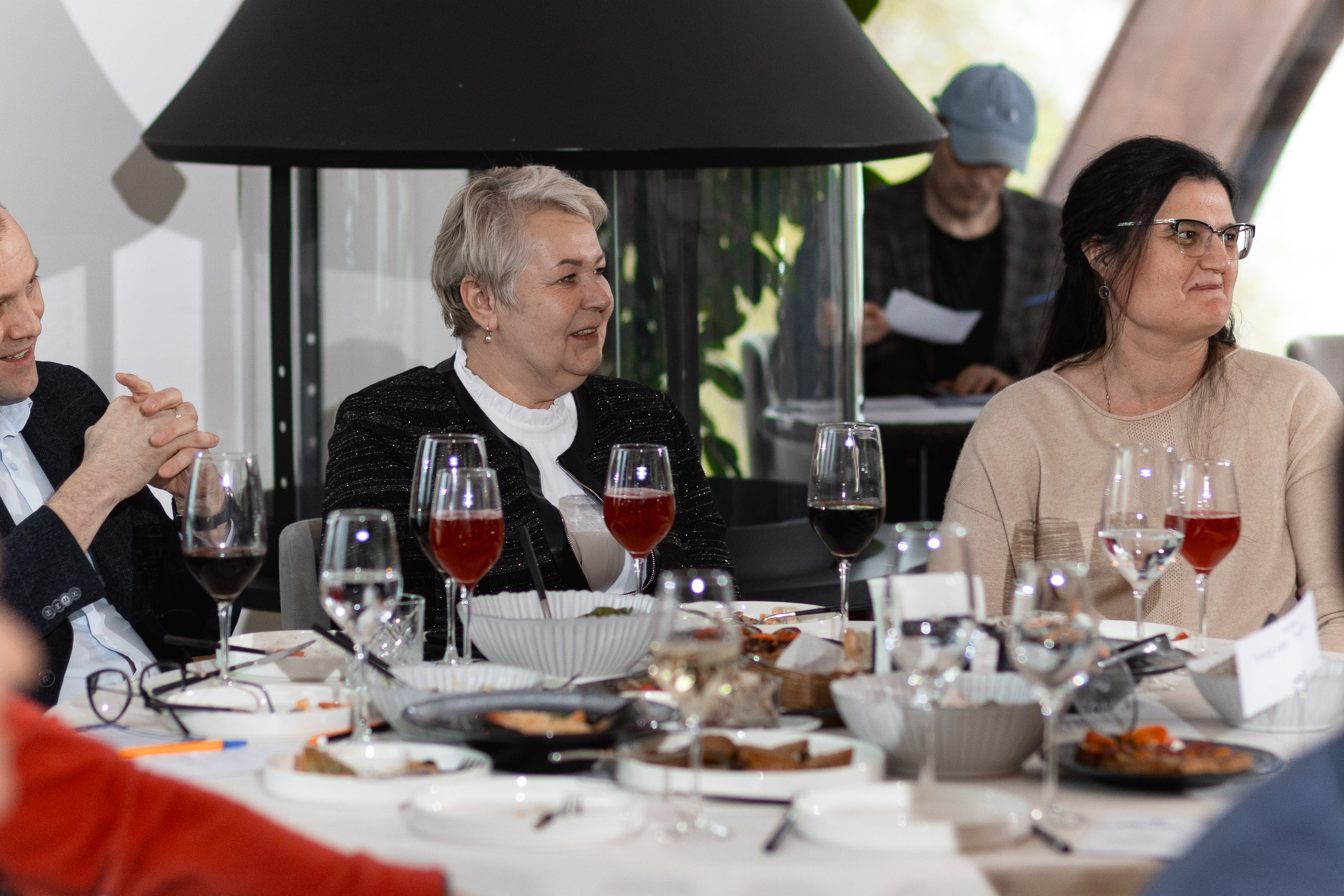 Профессиональный фотограф на выездные мероприятия и тимбилдинги Андрей Алексеев