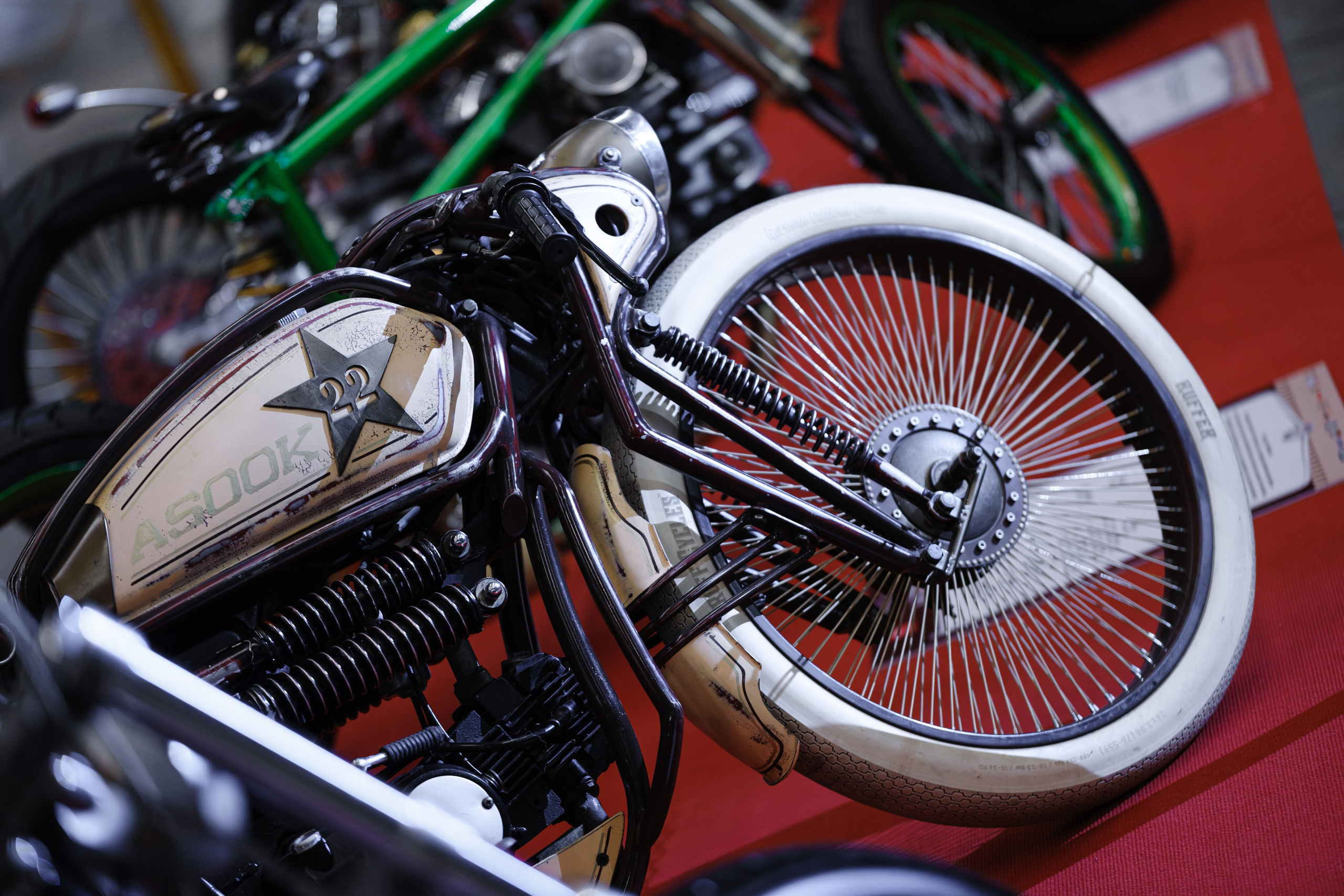 Кастом Особого Назначения, Музей Гаража Особого Назначения, ВДНХ, Байкальская Миля, Жигулевская Миля, фотограф Антон Медведев iCoguar