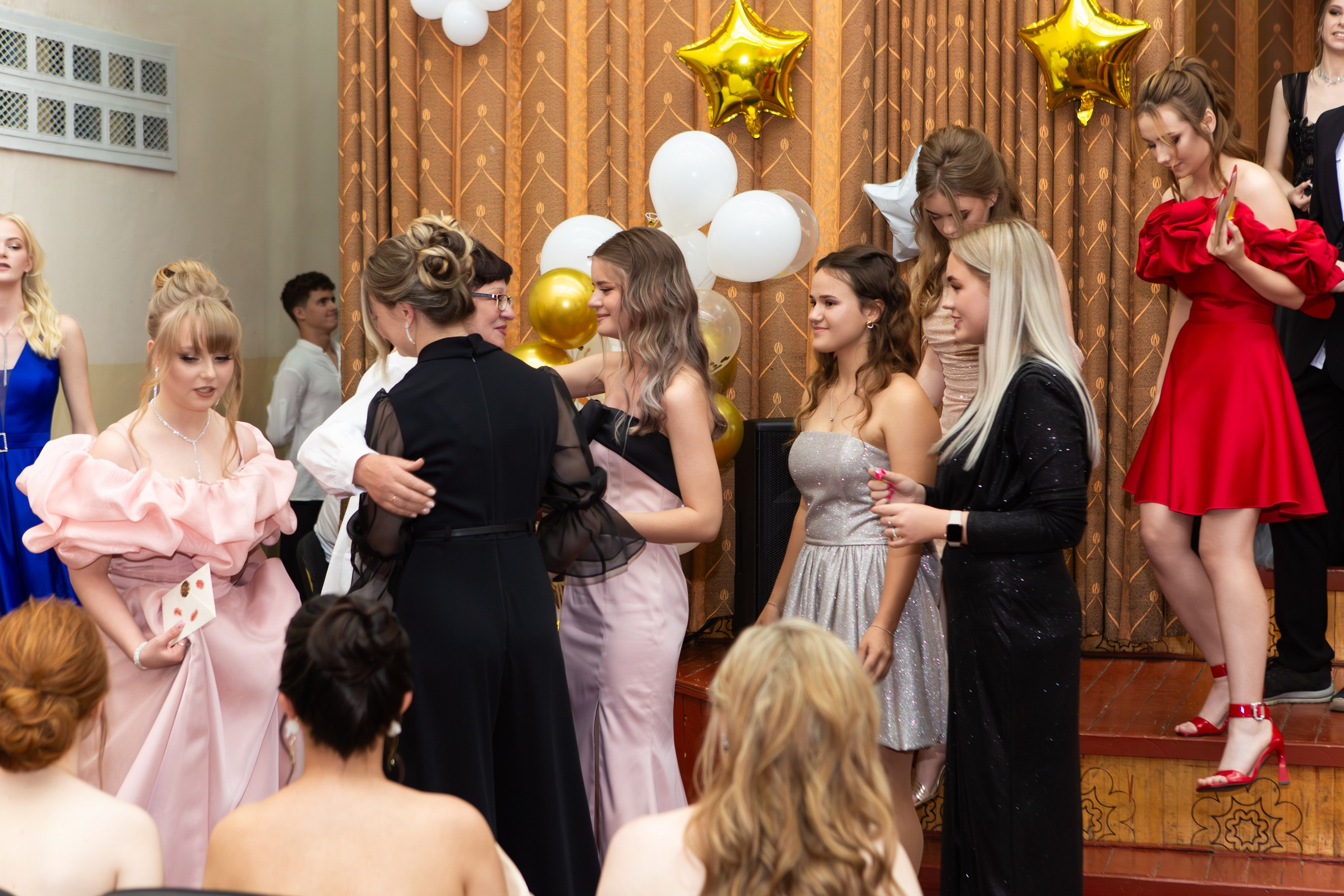 Вручение дипломов 2025 9 ШКОЛА МЦЕНСК. ТВОЙ АЛЬБОМ / ТВОИ ПРАВИЛА