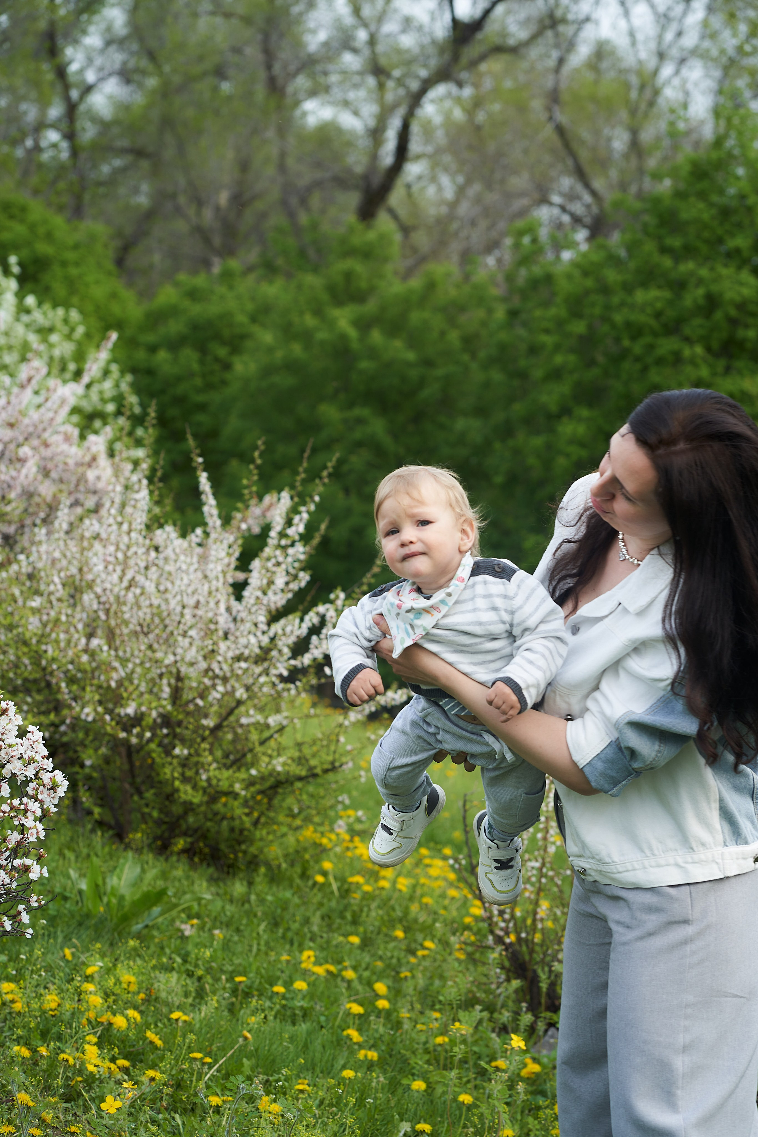 Прогулка в цветении. Анна Катасонова