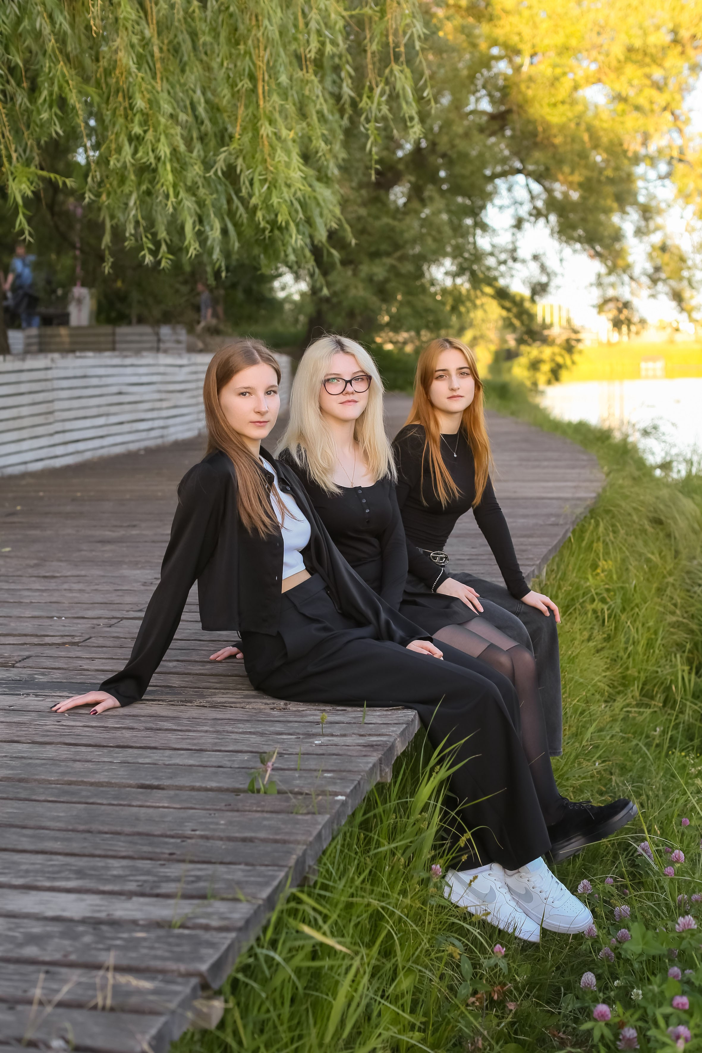 Уличная фотосессия выпускников. Школьные выпускные альбомы в Белгороде