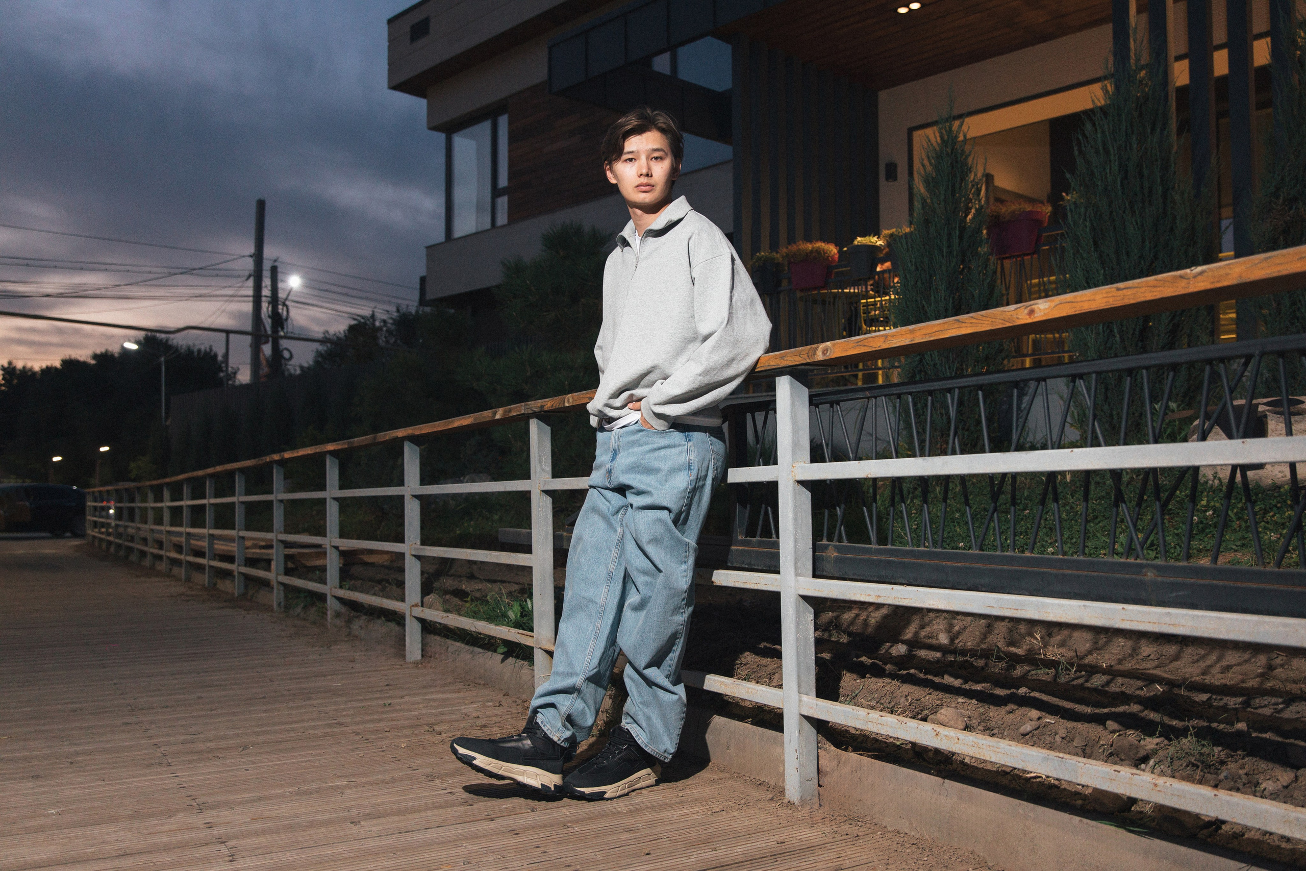 Respect shoes. Свадебный и студийный фотограф в Алматы Ильяс Кырбаев