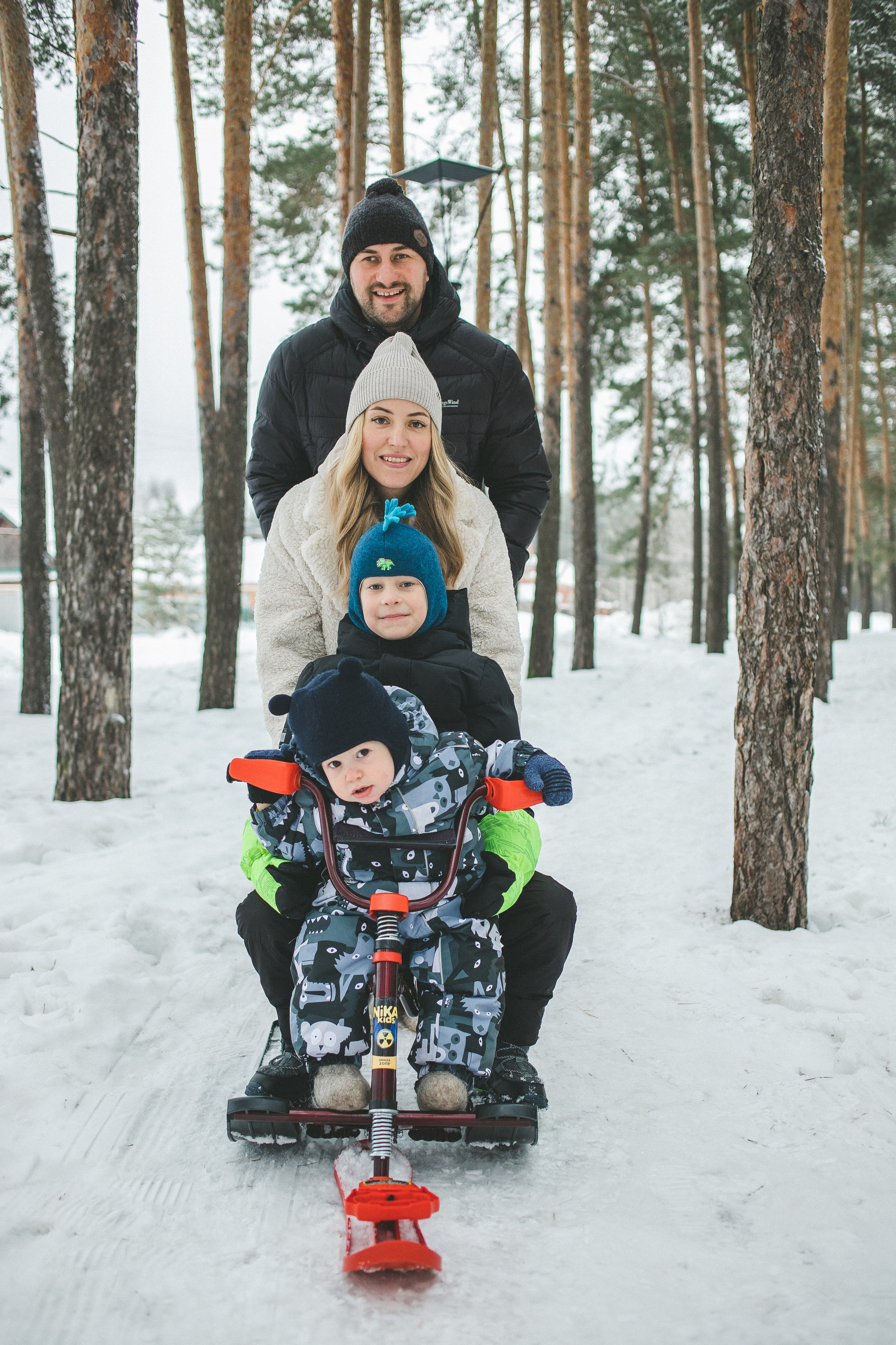 Зимняя прогулка. Семейный фотограф г. Димировград Андросова Екатерина