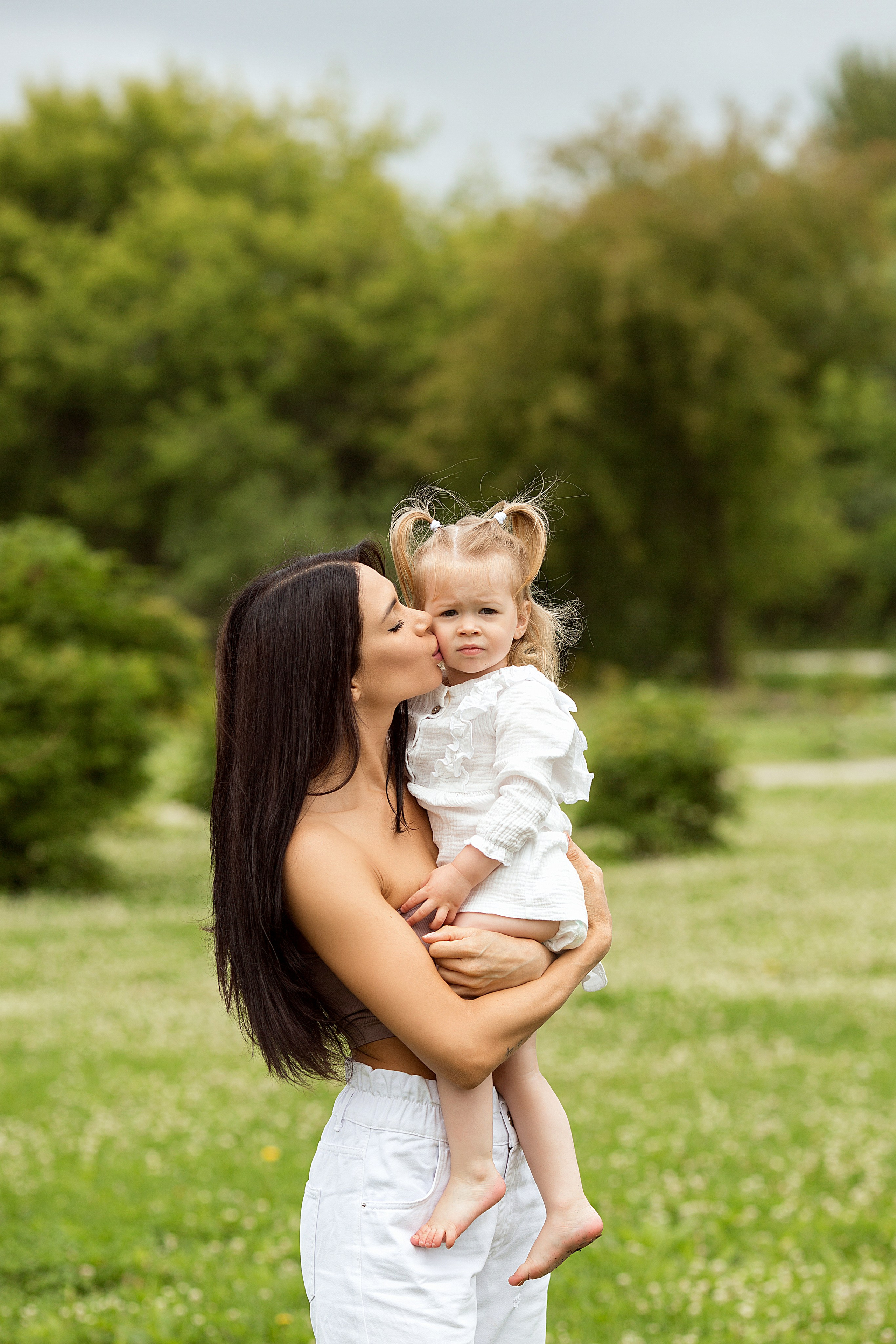 Летняя прогулка Тани и Ариши. Людмила Далидович топовый семейный фотограф Находка/Владивосток