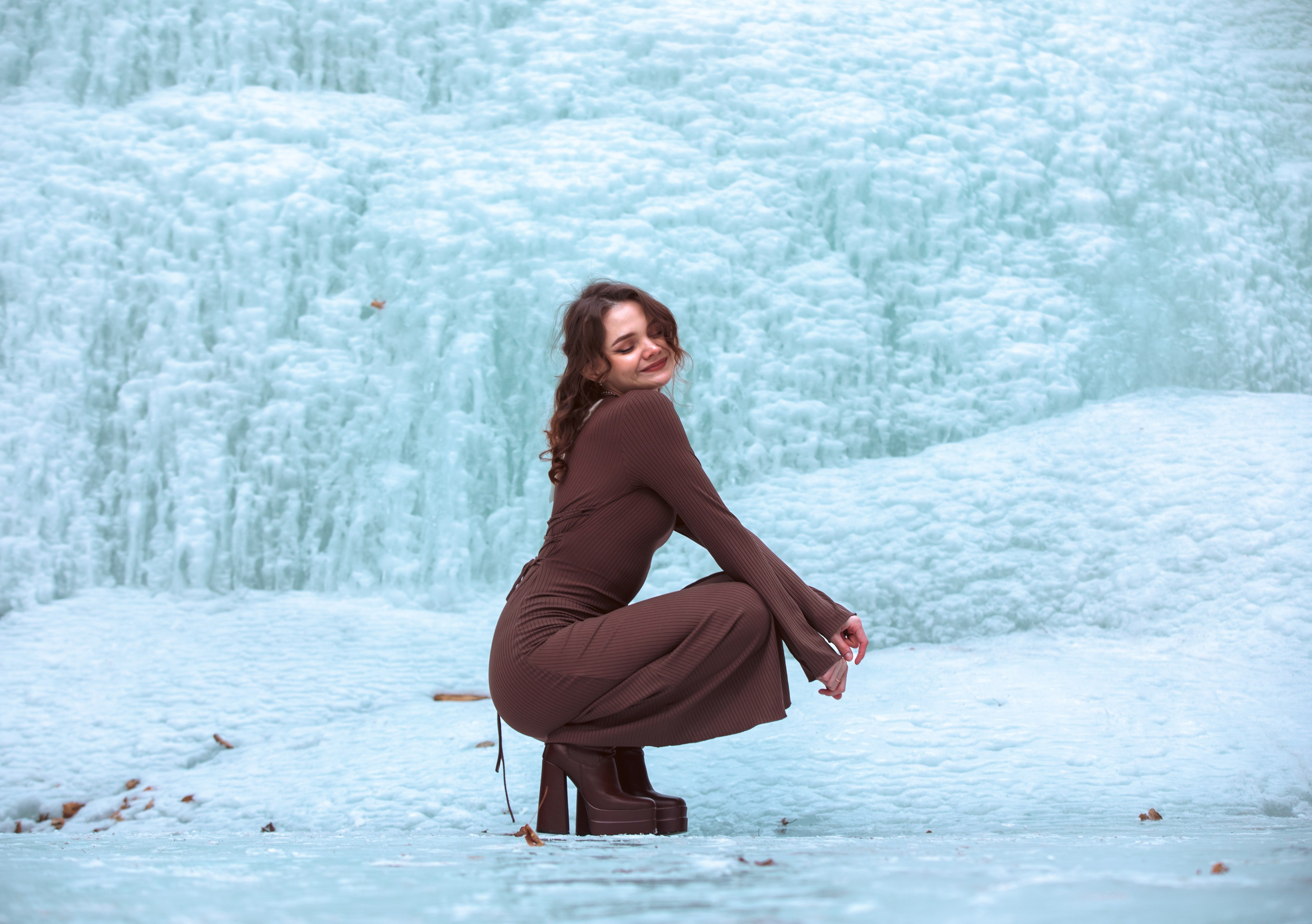 Фотосессии — Замерзшие водопады 2024 — Кравцовские водопады. Твой ламповый фотограф