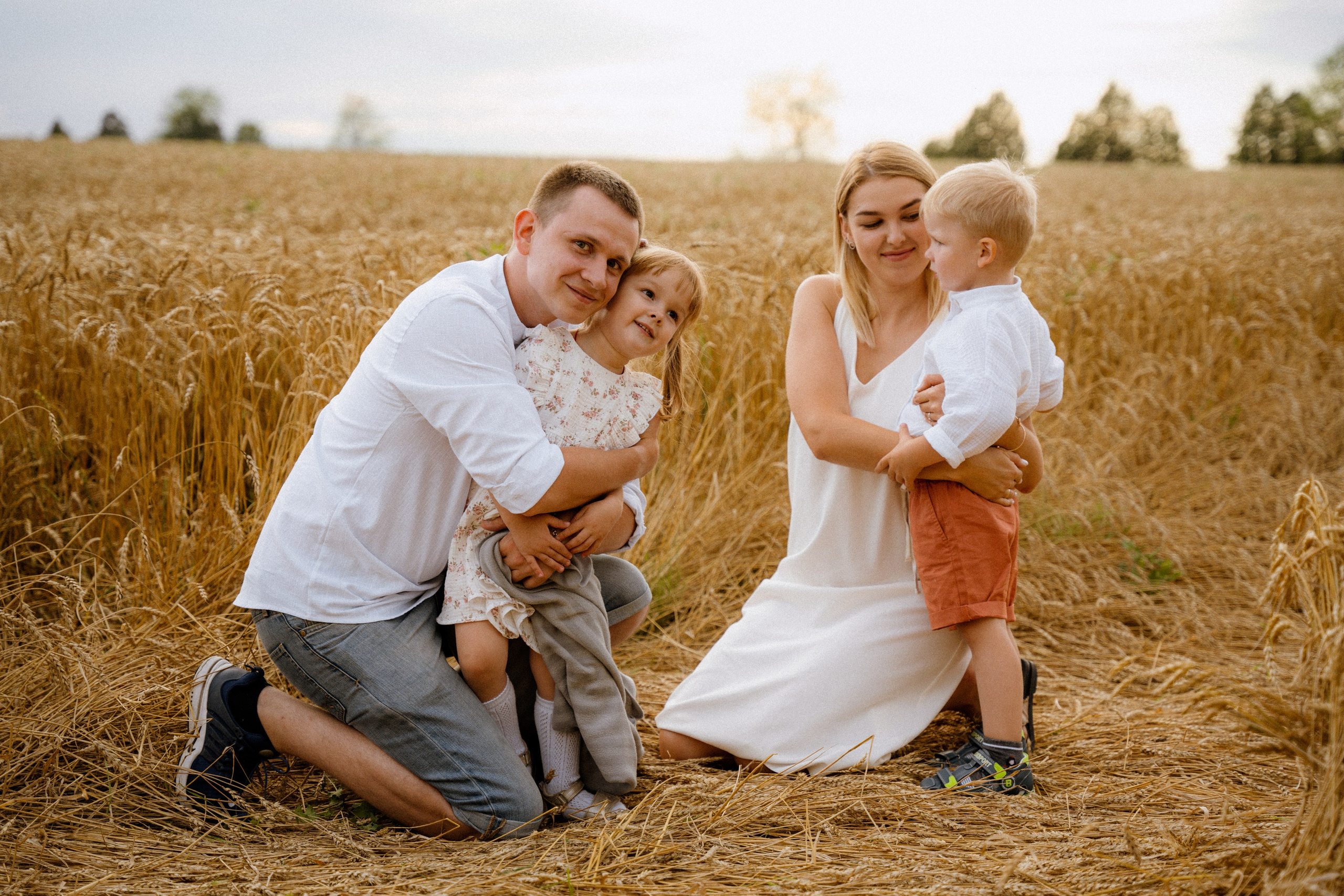 Аня с семьёй 14.08.2023. Свадебный и семейный фотограф Кристина Лисина в Арзамасе