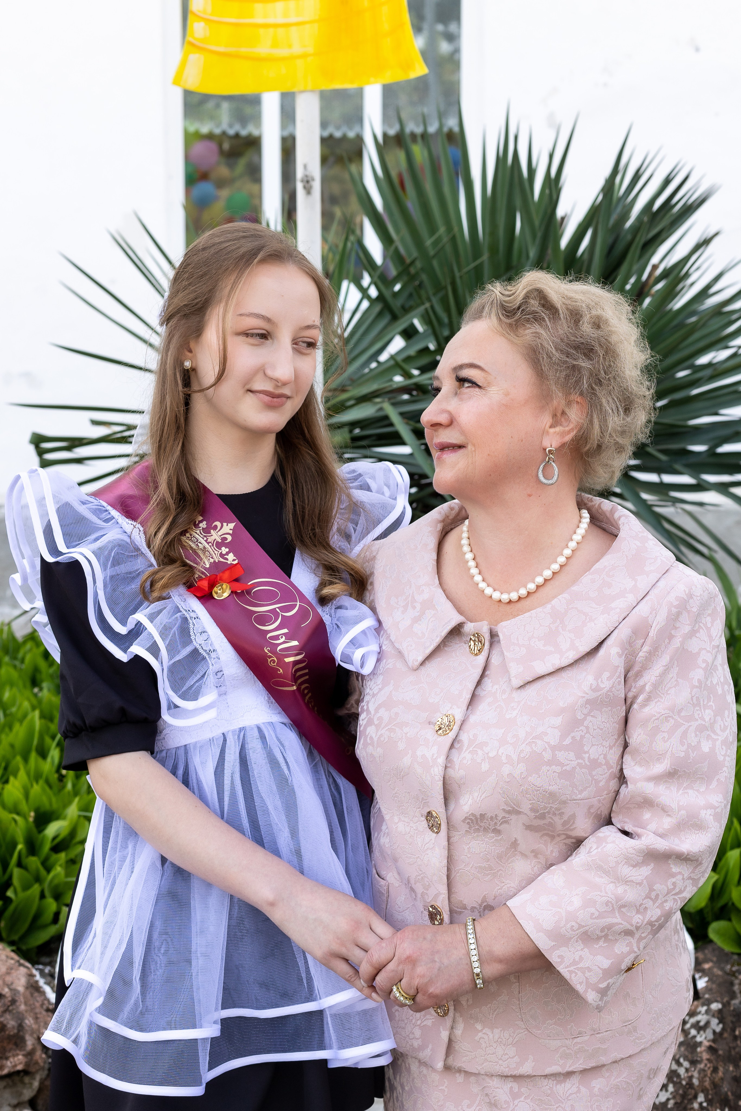 Последний звонок. Выпускные альбомы Майкоп, Краснодар Елена Золотарева