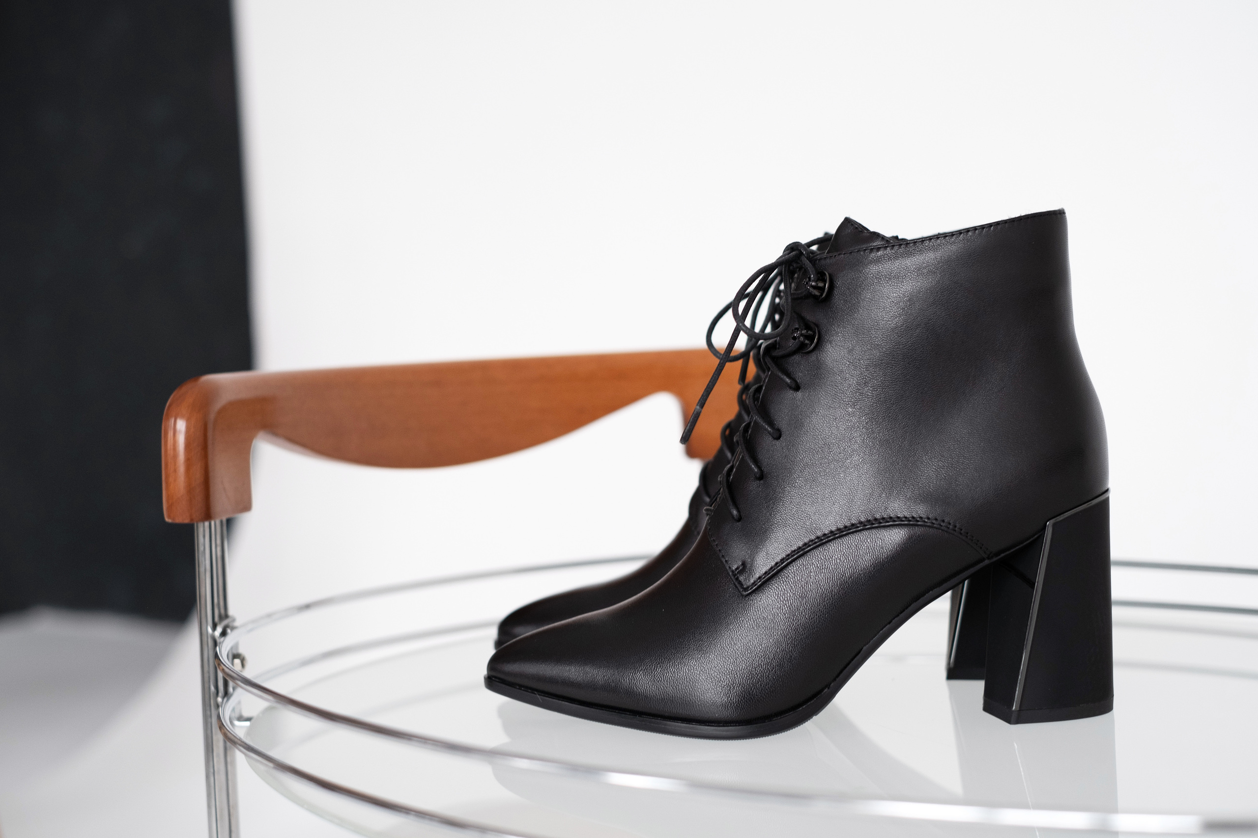 Магазин «НАША ОБУВЬ». Профессиональный фотограф Барнаул Анастасия Фримал