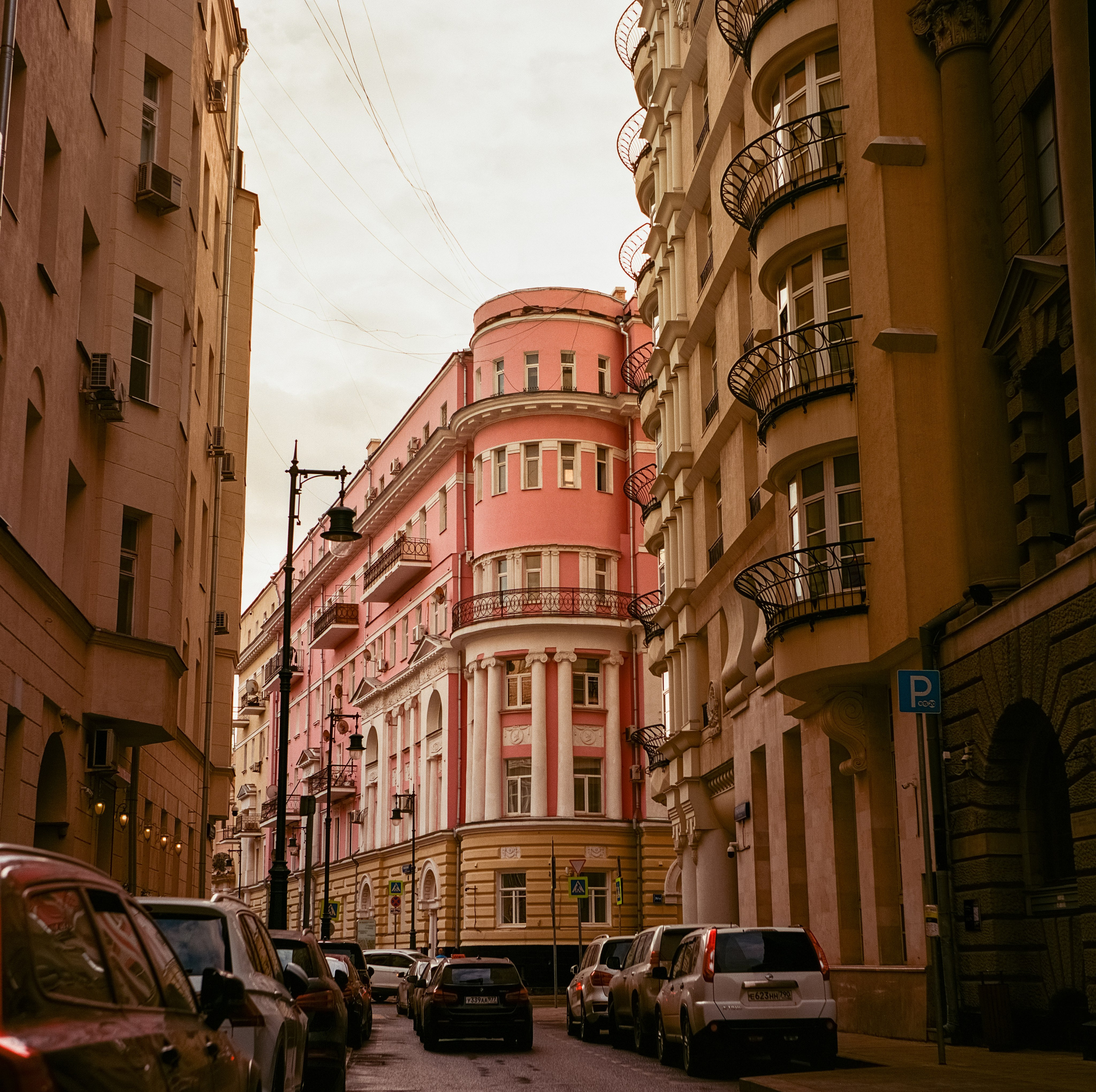 Koniflex / Kodak Aerocolor IV 125 / Благовещенский пер. / апрель 2024