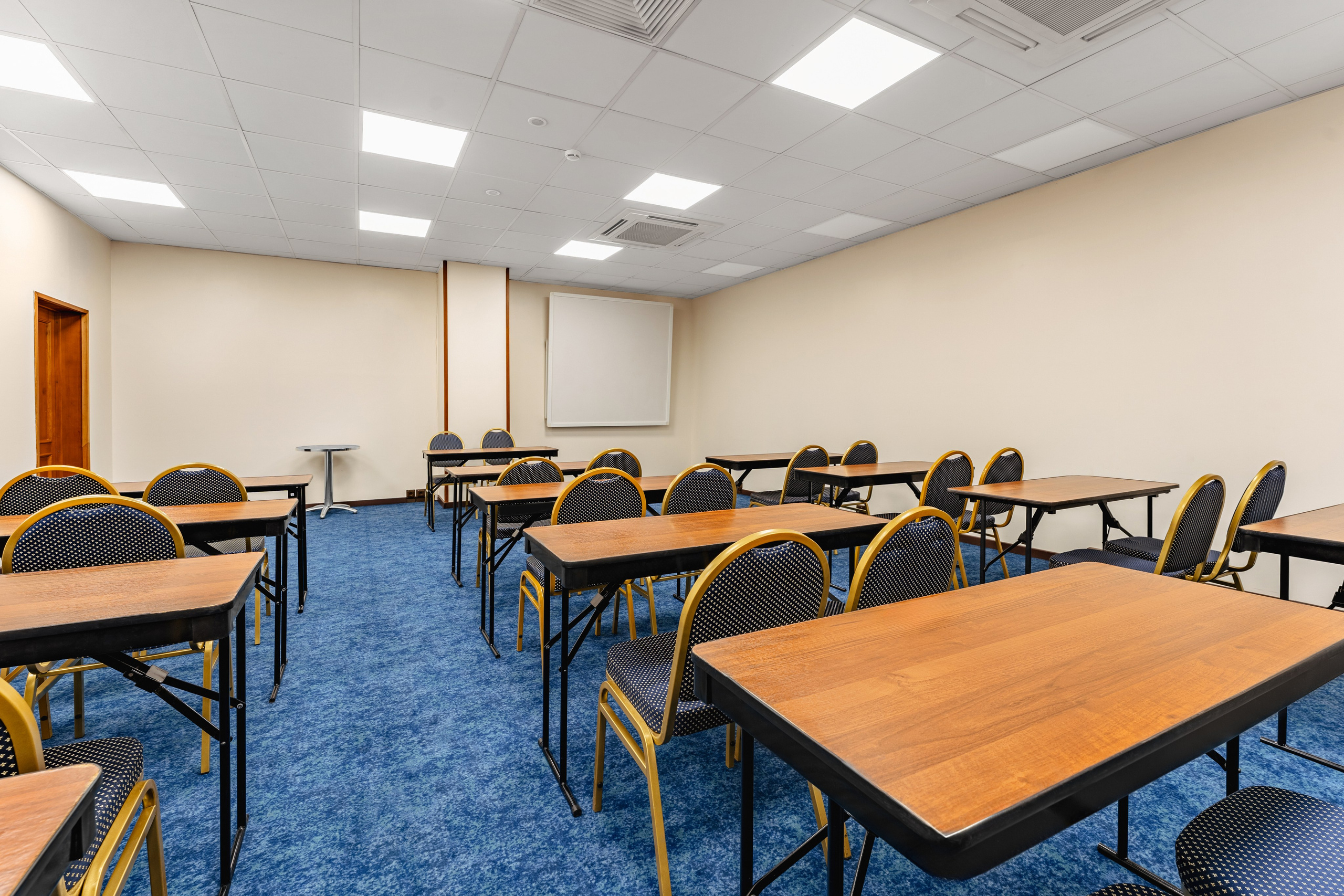 COSMOS ВДНХ. Отельный интерьерный фотограф Сочи