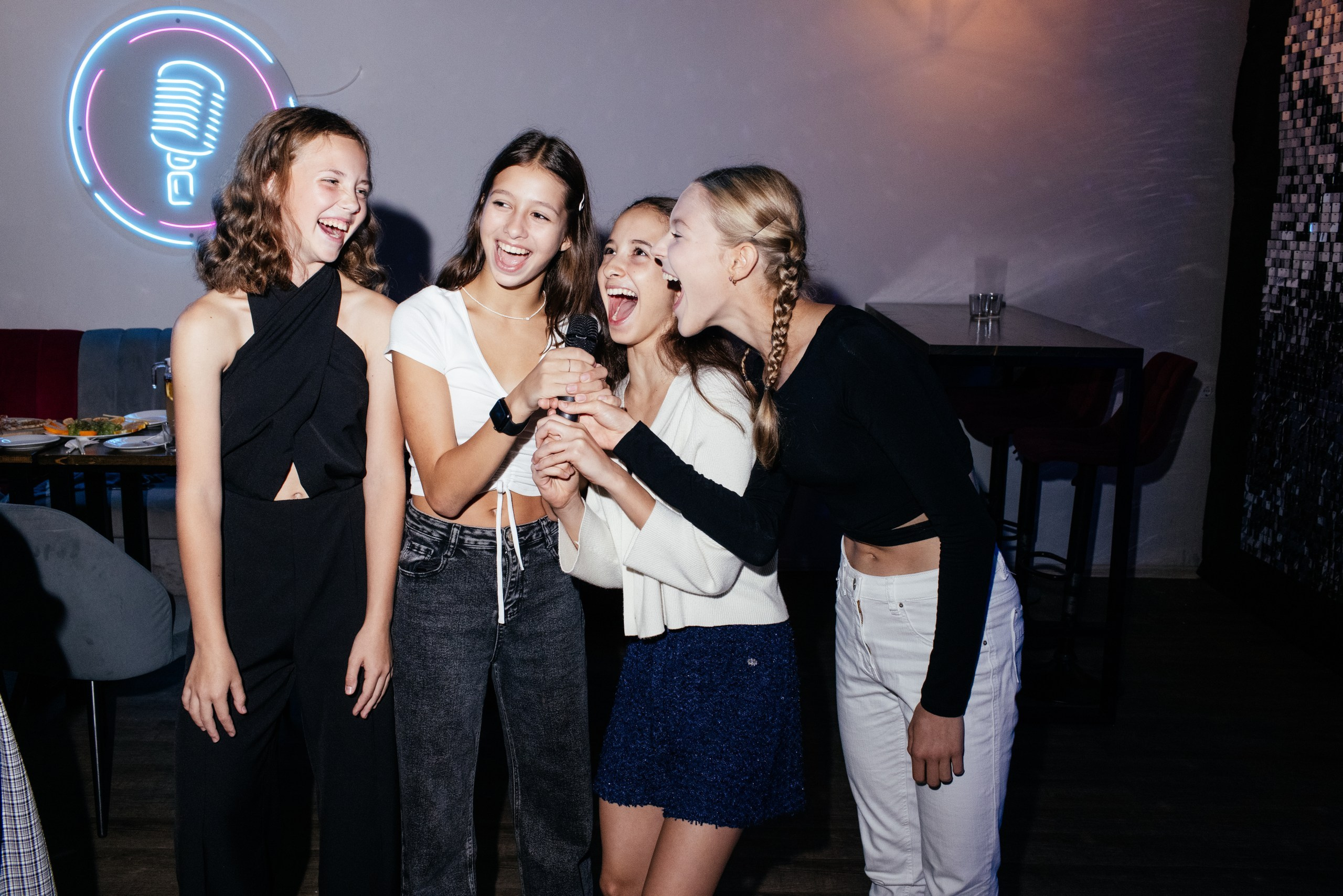 Детские праздники. Аренда лофта в СПб для мероприятий