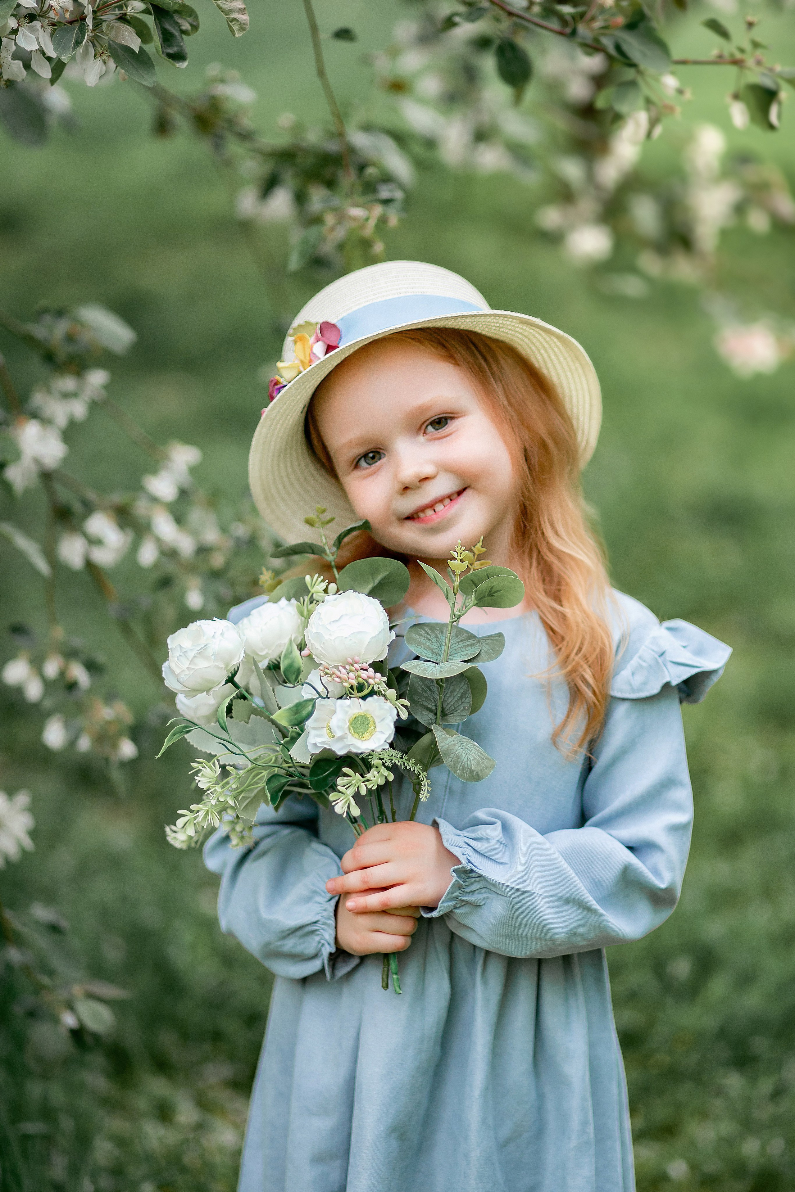 Чаепитие в саду. Детский и семейный фотограф в Красноярске Юлия Бирюкова