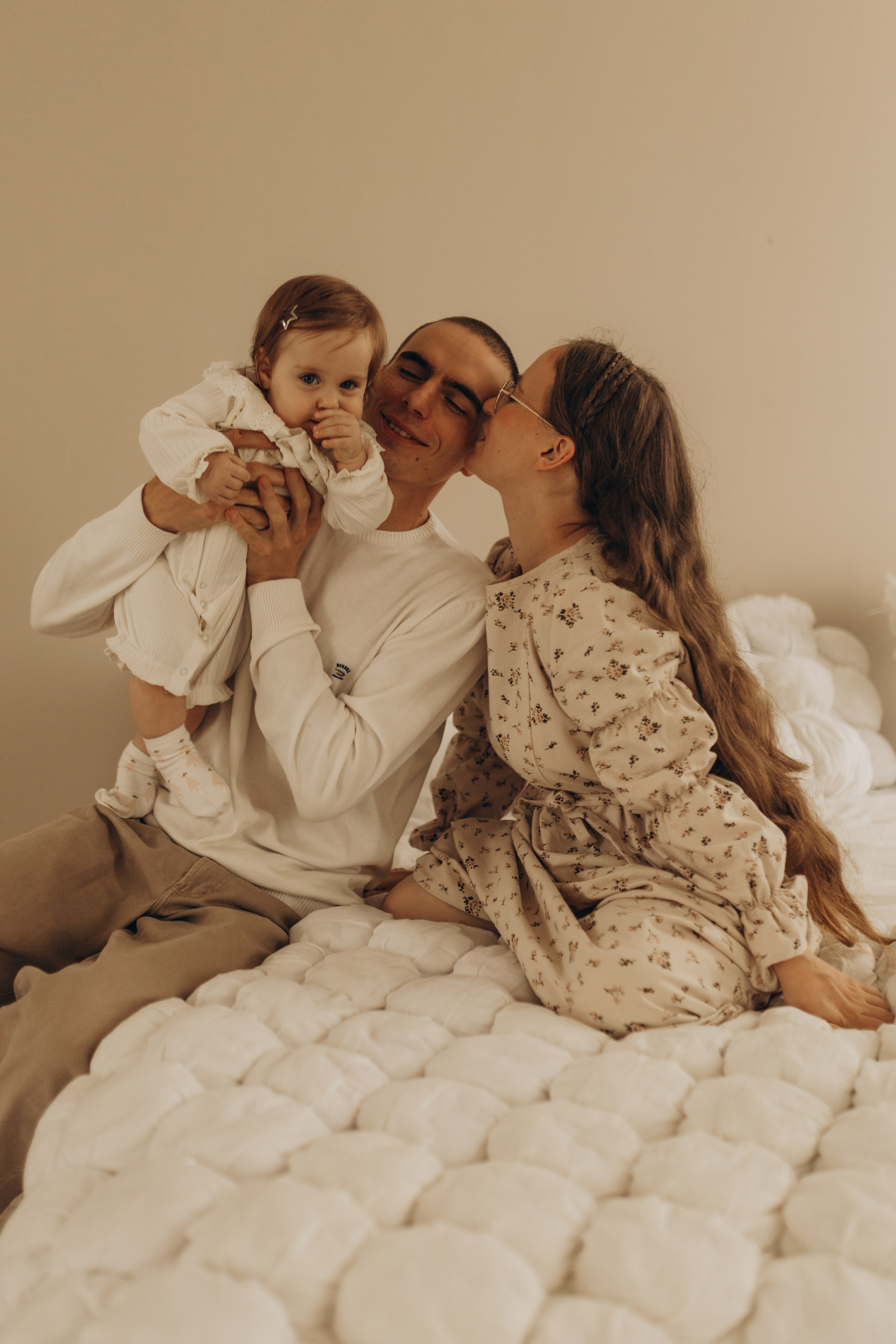 Фотосессия дружная семья. Съёмка в студии. Фотограф в Ставрополе Svetlana Matveeva