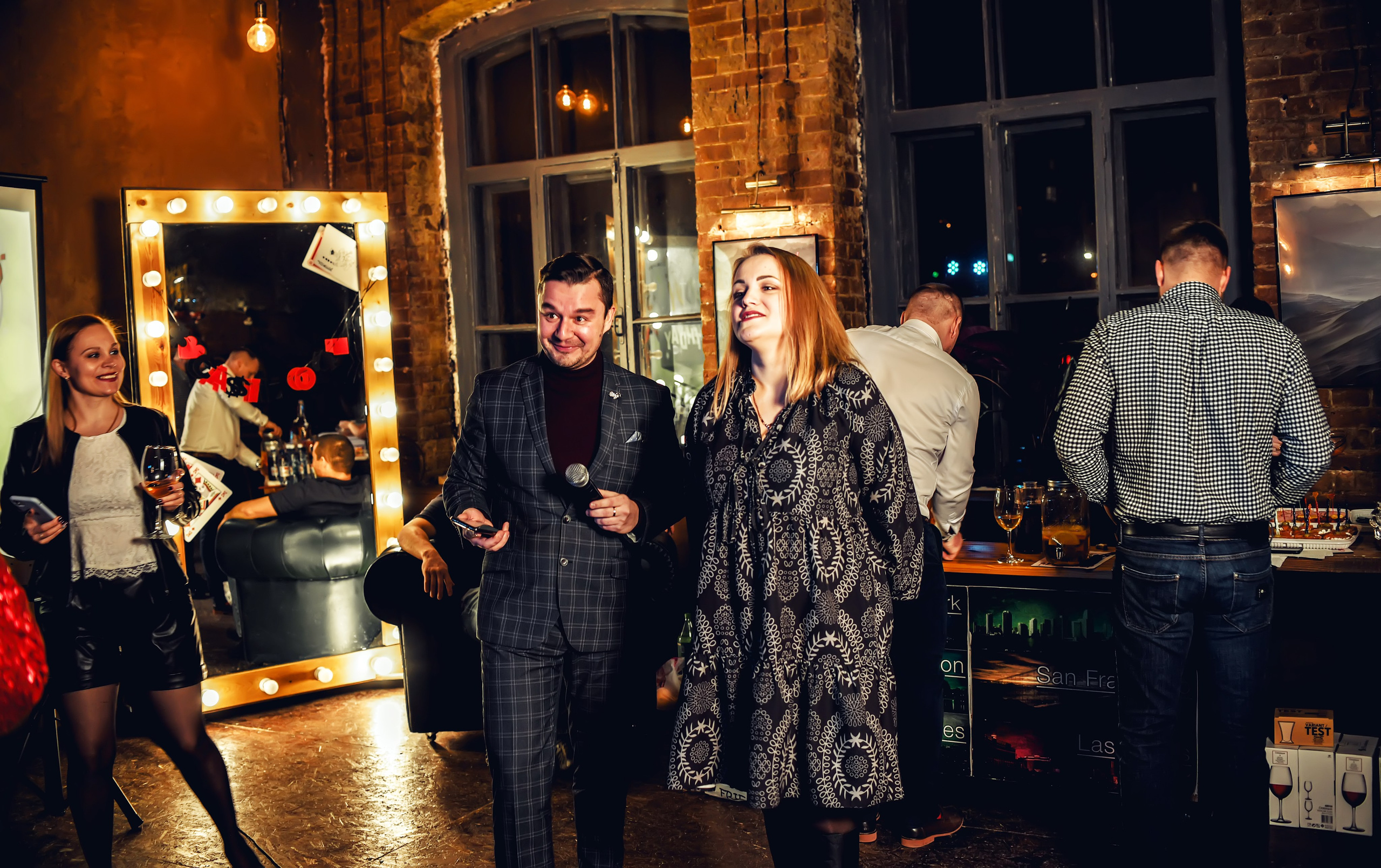 Тематическая вечеринка на юбилей 35 лет. Свадебный, семейный, детский, контент фотограф в Омске Максим Ильин