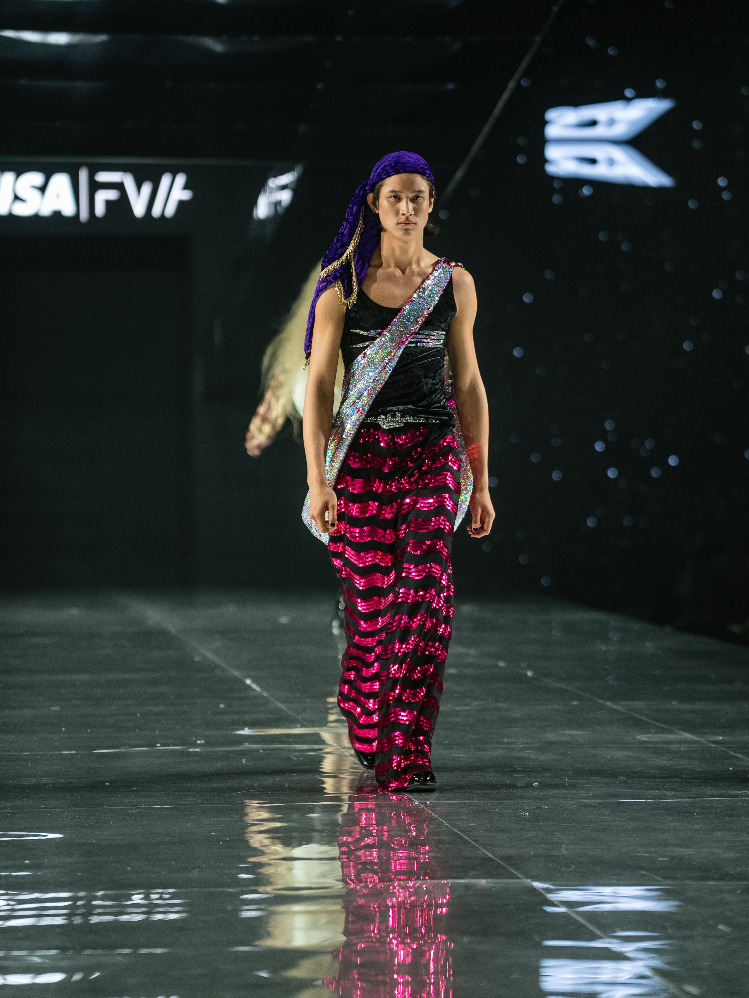 Visa Fashion Week YESYES. Сайт Алматинского НЮ АРТ, будуар и фэшн фотографа Дениса Карпенко
