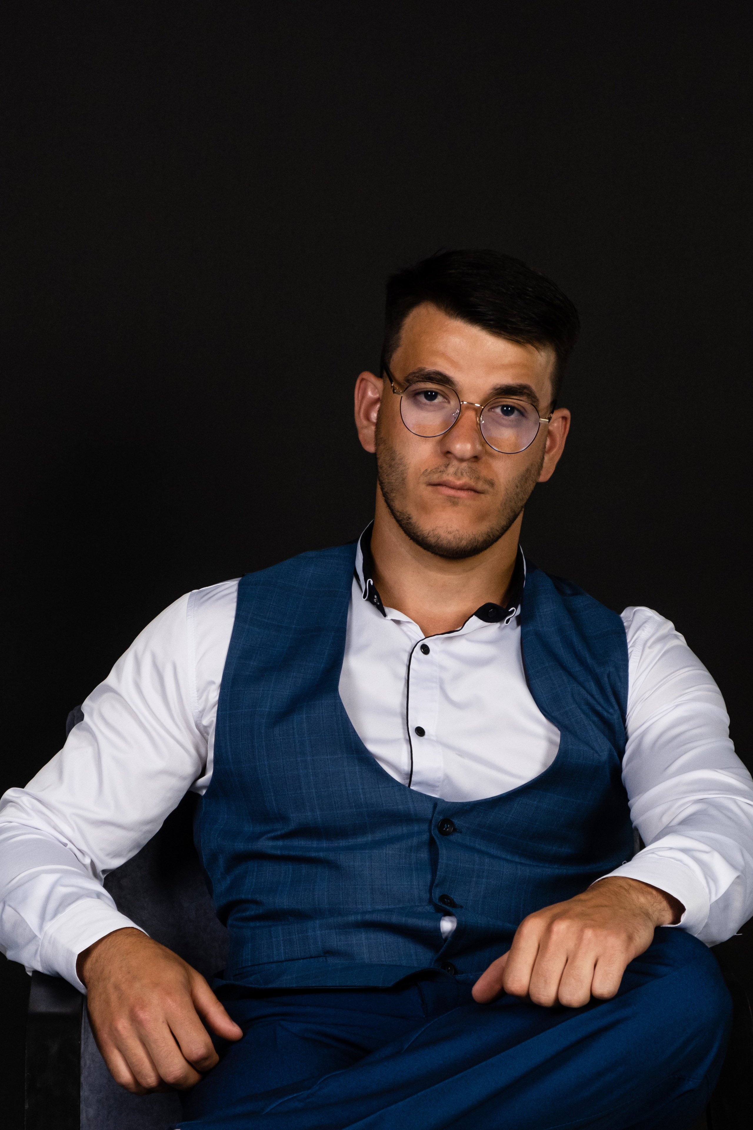 Бизнес-портрет. ФОТОГРАФ/ ВИДЕОМЕЙКЕР/ Жмурченко Олег