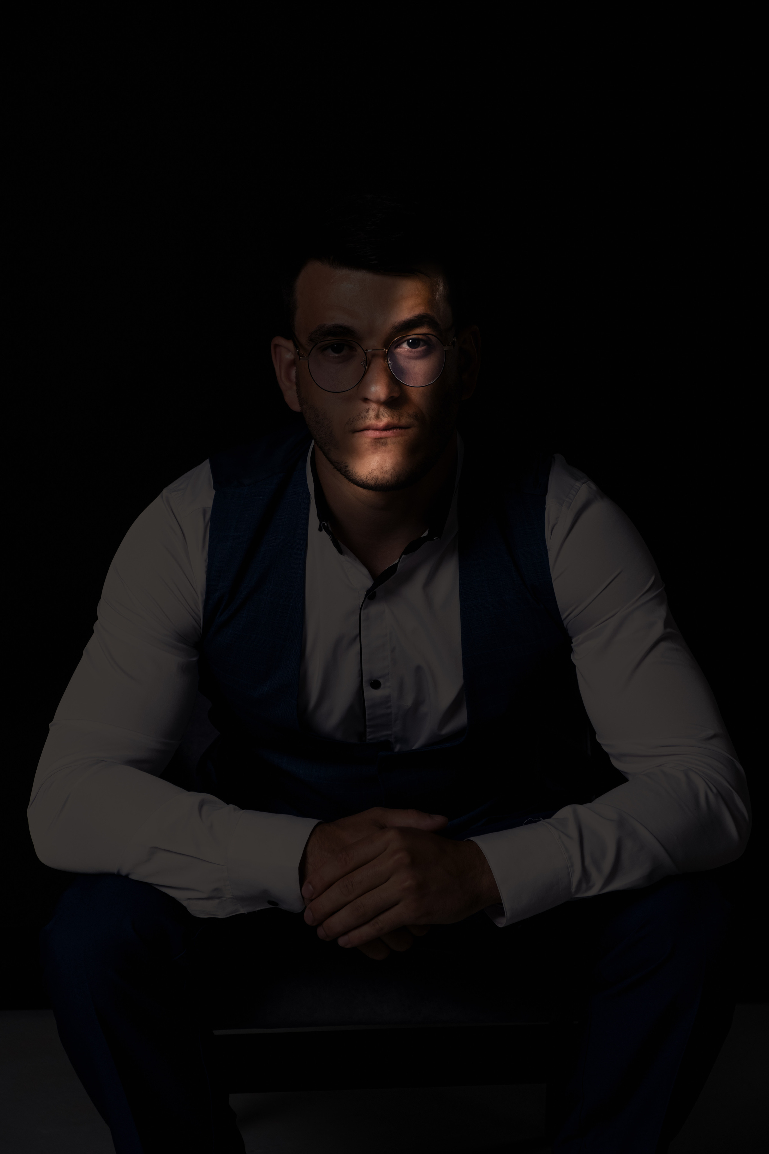 Бизнес-портрет. ФОТОГРАФ/ ВИДЕОМЕЙКЕР/ Жмурченко Олег