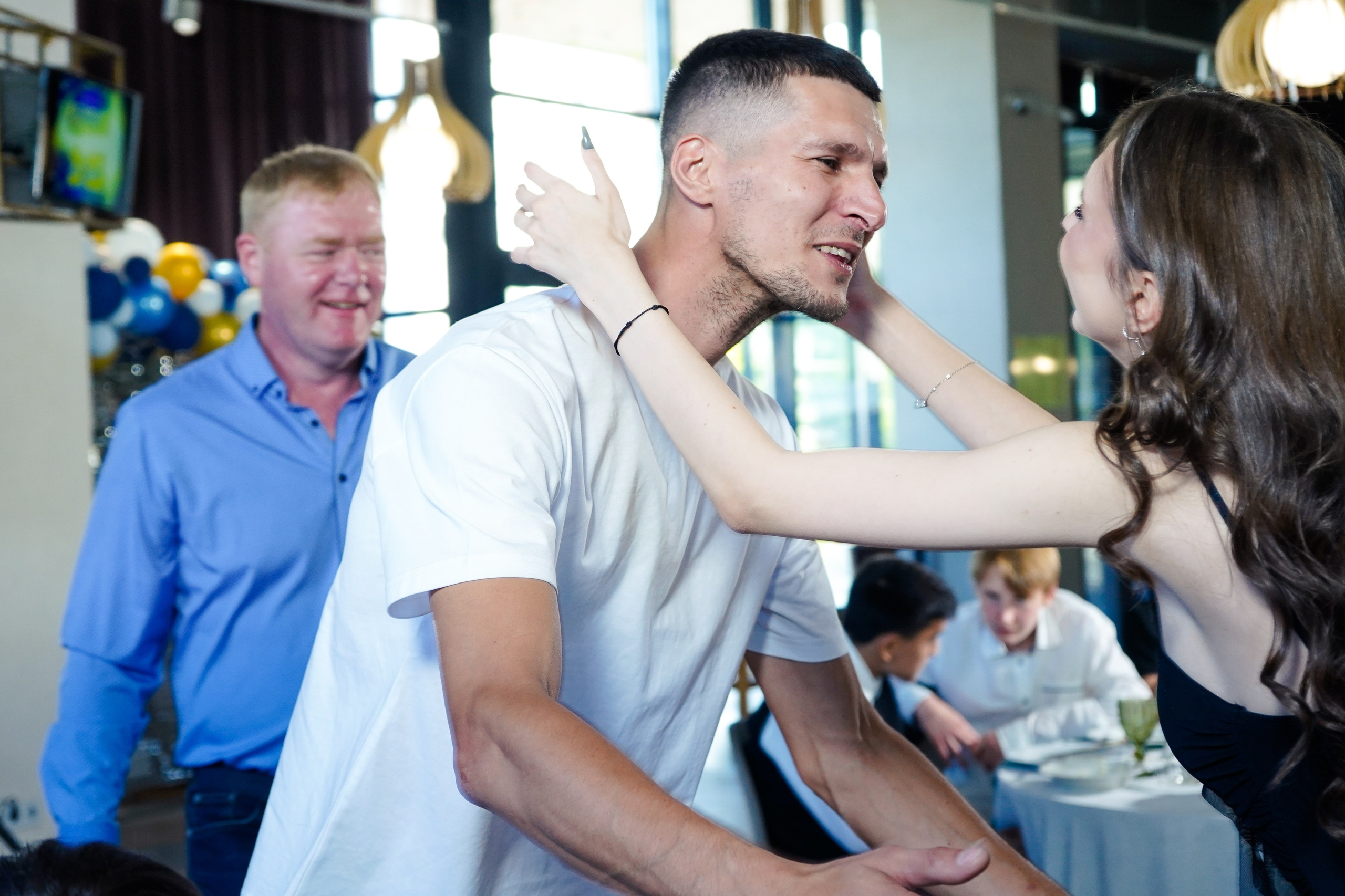 Выпускной вечер, гимназия № 40, 9 класс. Семейный и портретный фотограф в Екатеринбурге Анна Лобанова