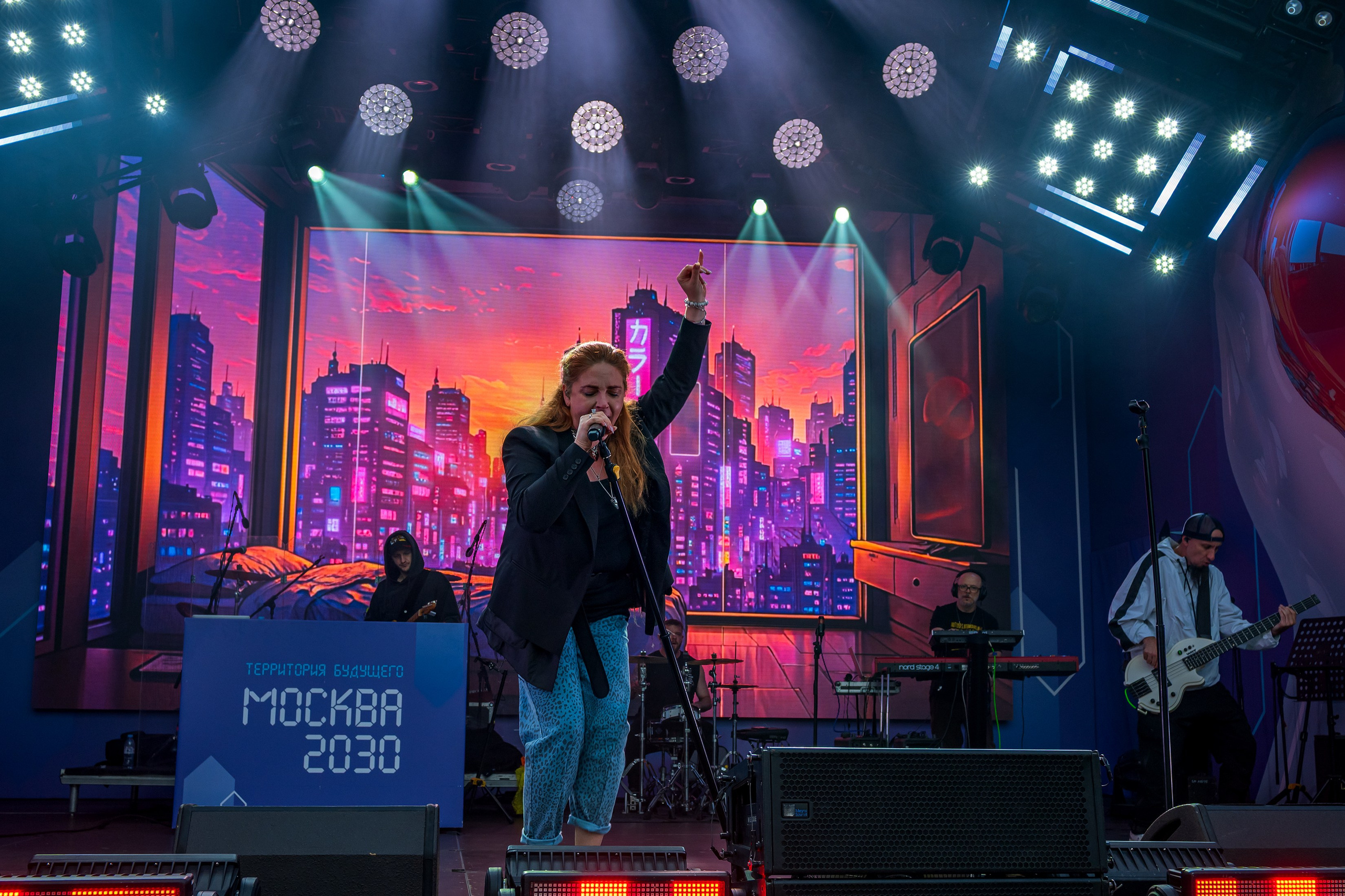 Группа города. Фотограф в Москве Демьян Лопатов