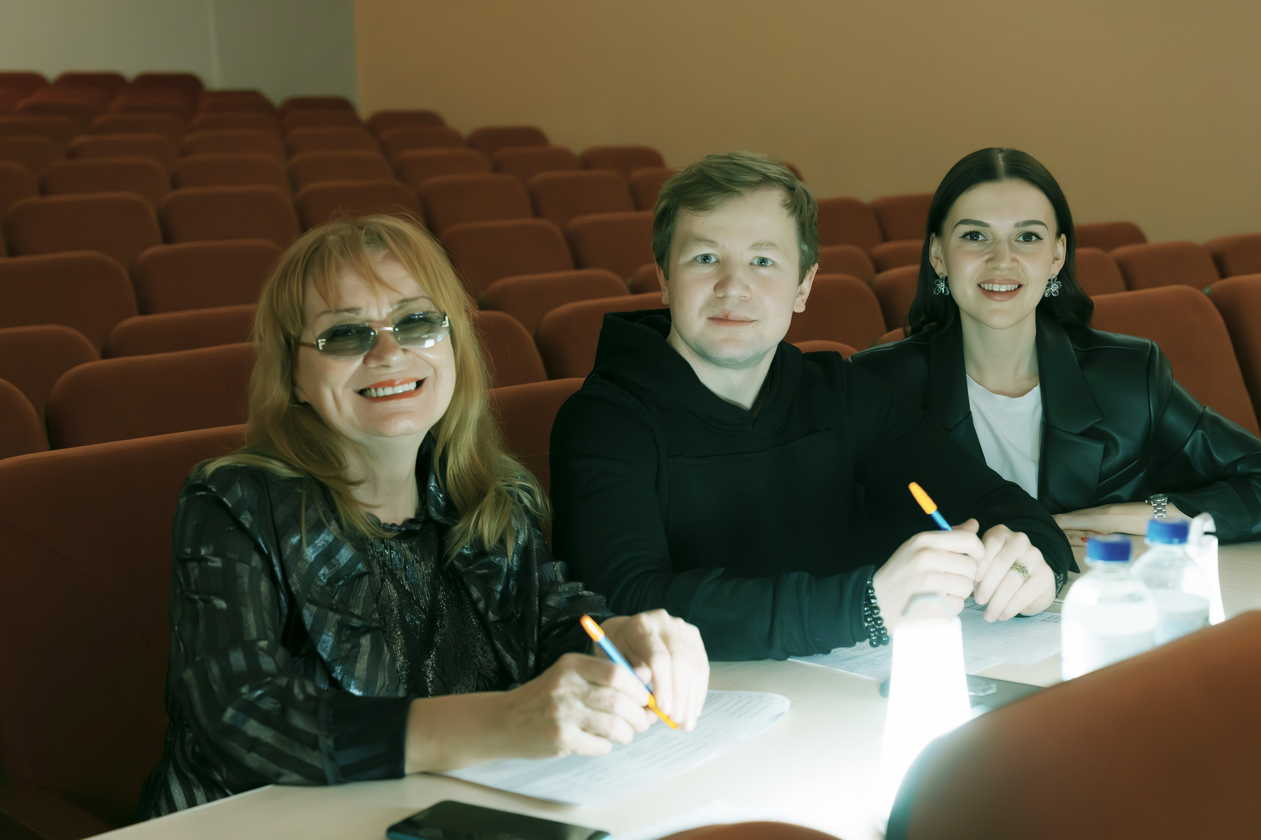 Арт-объединение Творческие люди. ДК Литвинки «Вместе ярче». Фотограф Евгений Егоров