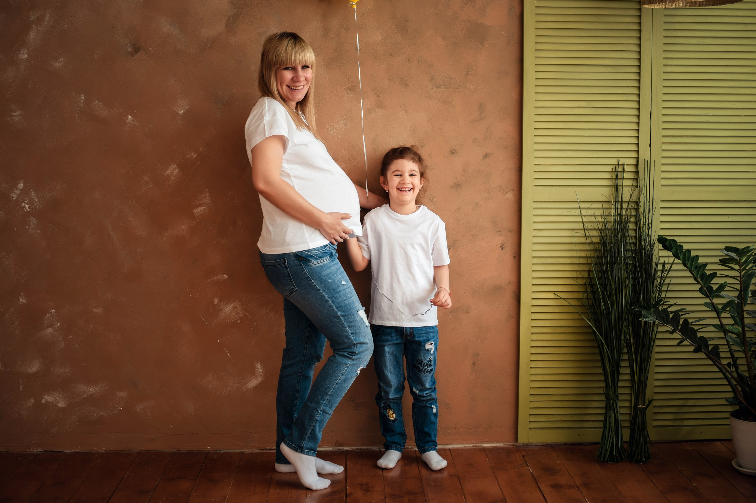 Фотосессия беременности (семейная съемка). Свадебный, семейный, детский, контент фотограф в Омске Максим Ильин